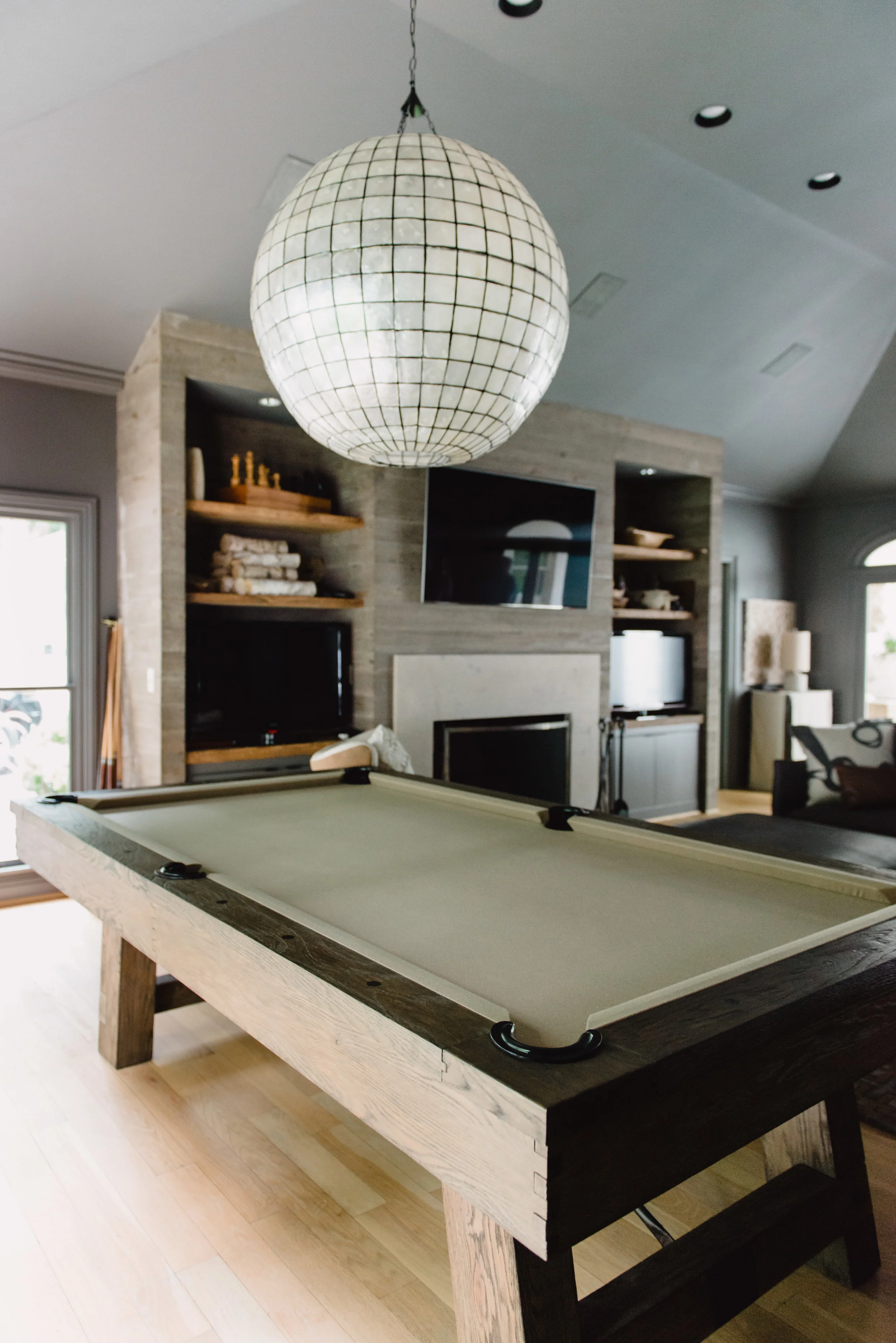 Old Leeds Lane — Slate Barganier Building