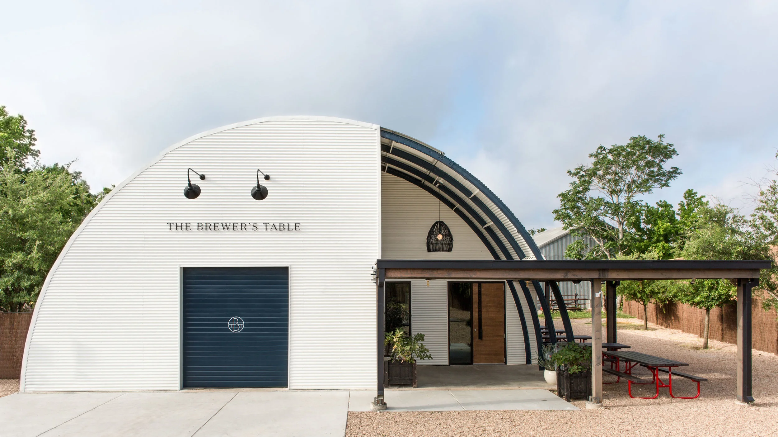 DesignHound_BrewersTable-2.jpg