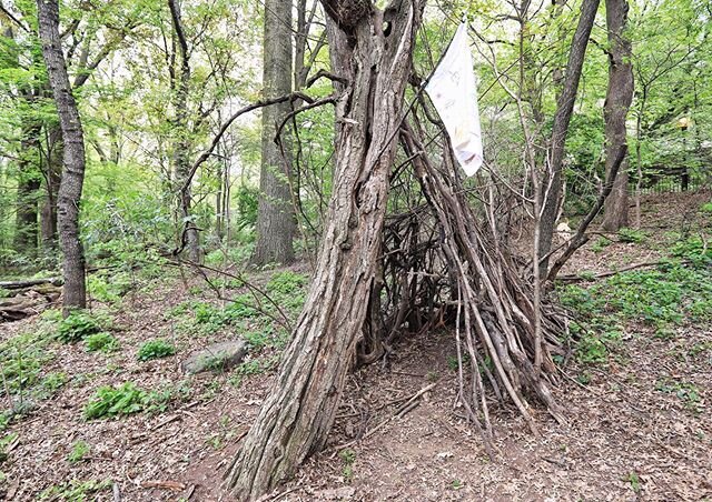 Improvised play structures in Riverside Park