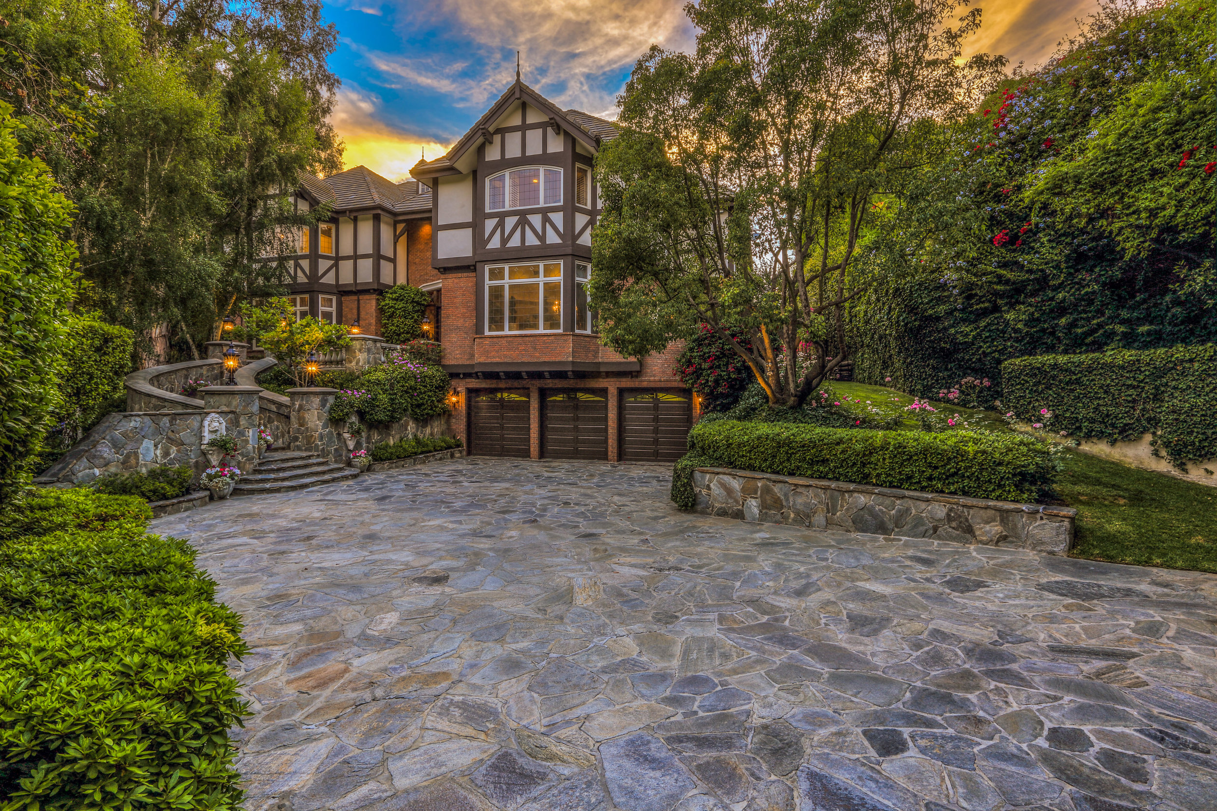 Twilight Front View.JPG