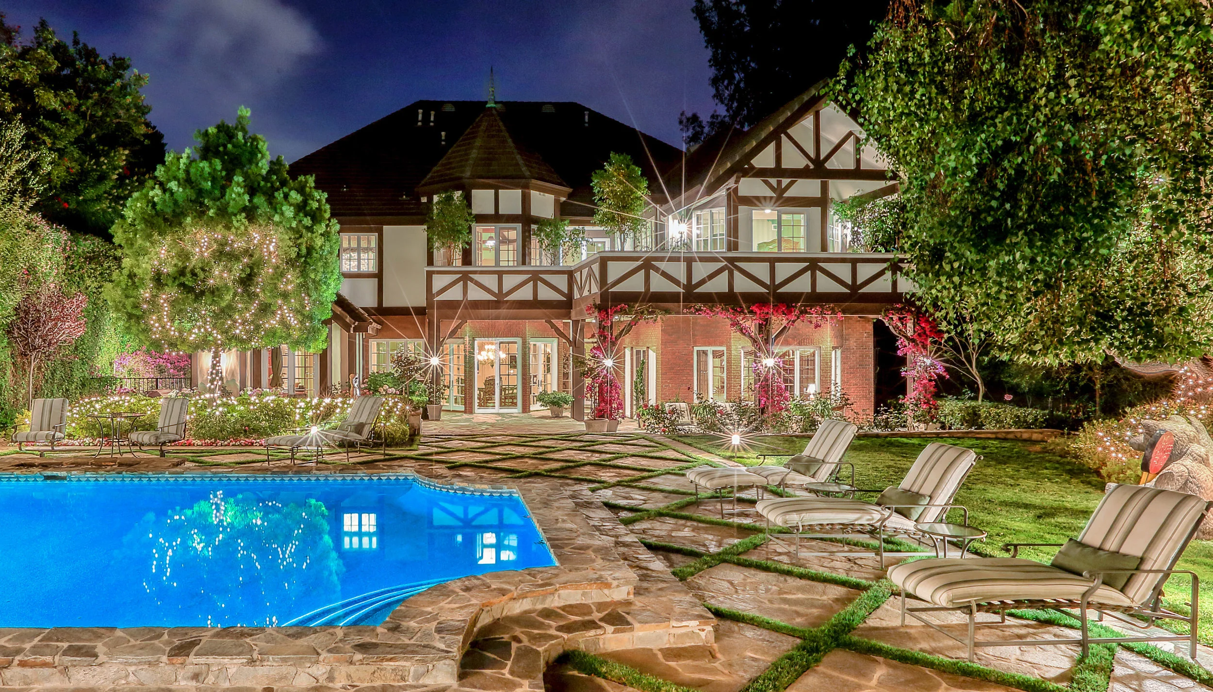 Close View Back View TWILIGHT MAIN SHOT-2.JPG