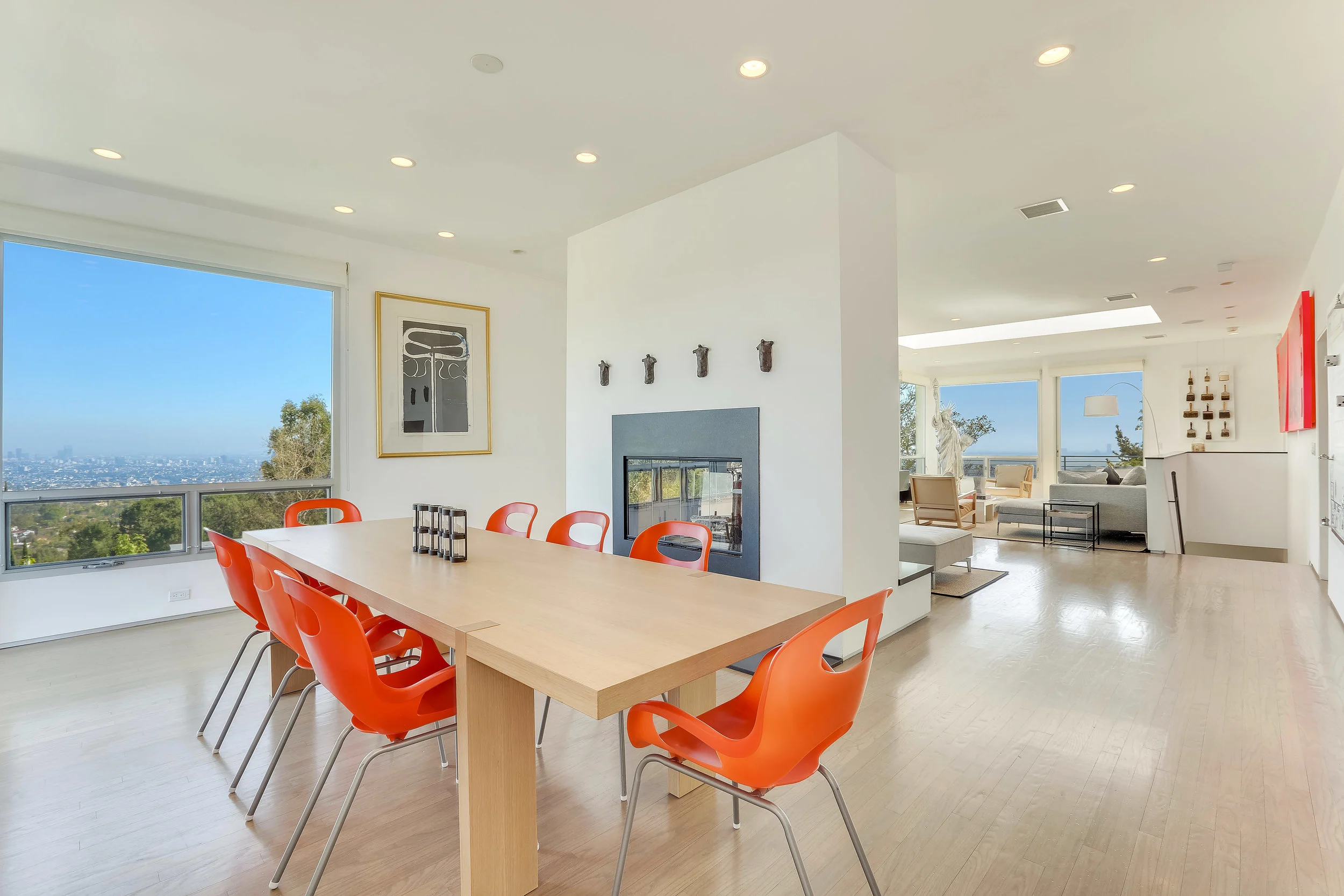 Dining Room View 2-2.JPG