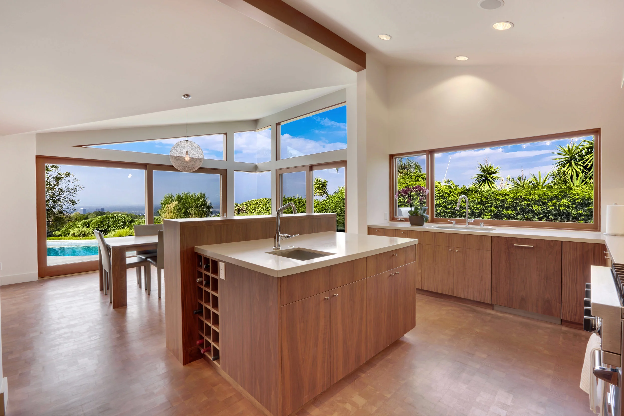 Kitchen-2.JPG