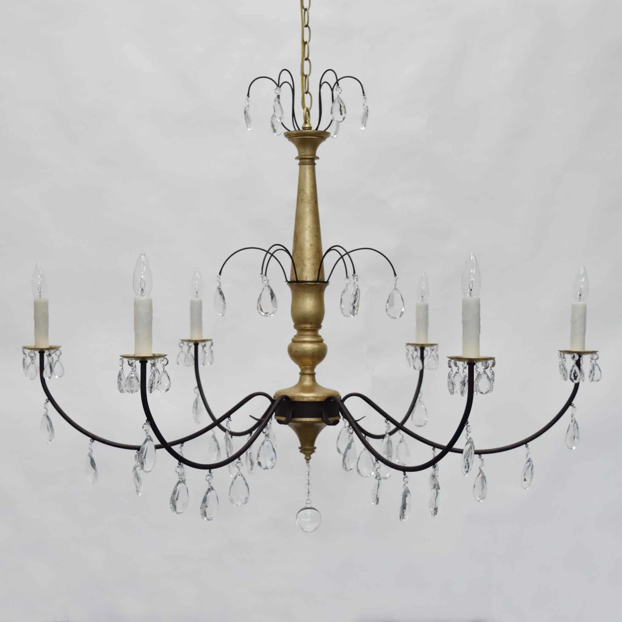 PerilloChandelierInv3355_WEB.jpg