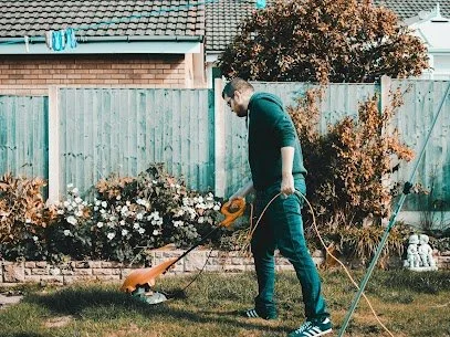 SWEAT EQUITY: HOW TO BURN CALORIES DOING BASIC HOUSEHOLD CHORES