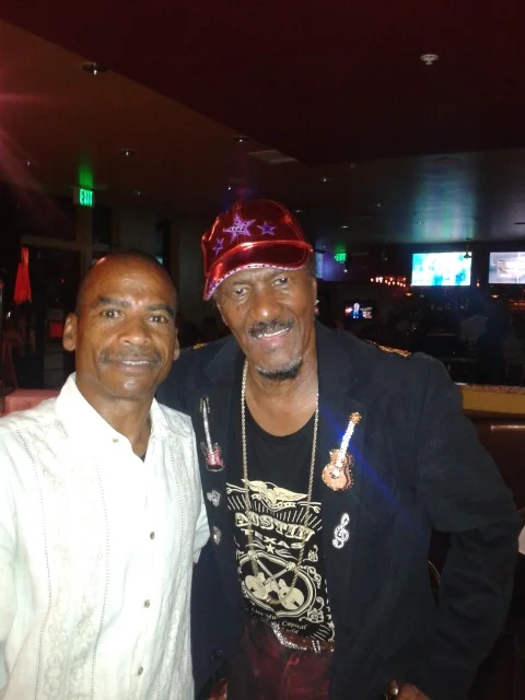Ocea performs with Fillmore Slim.