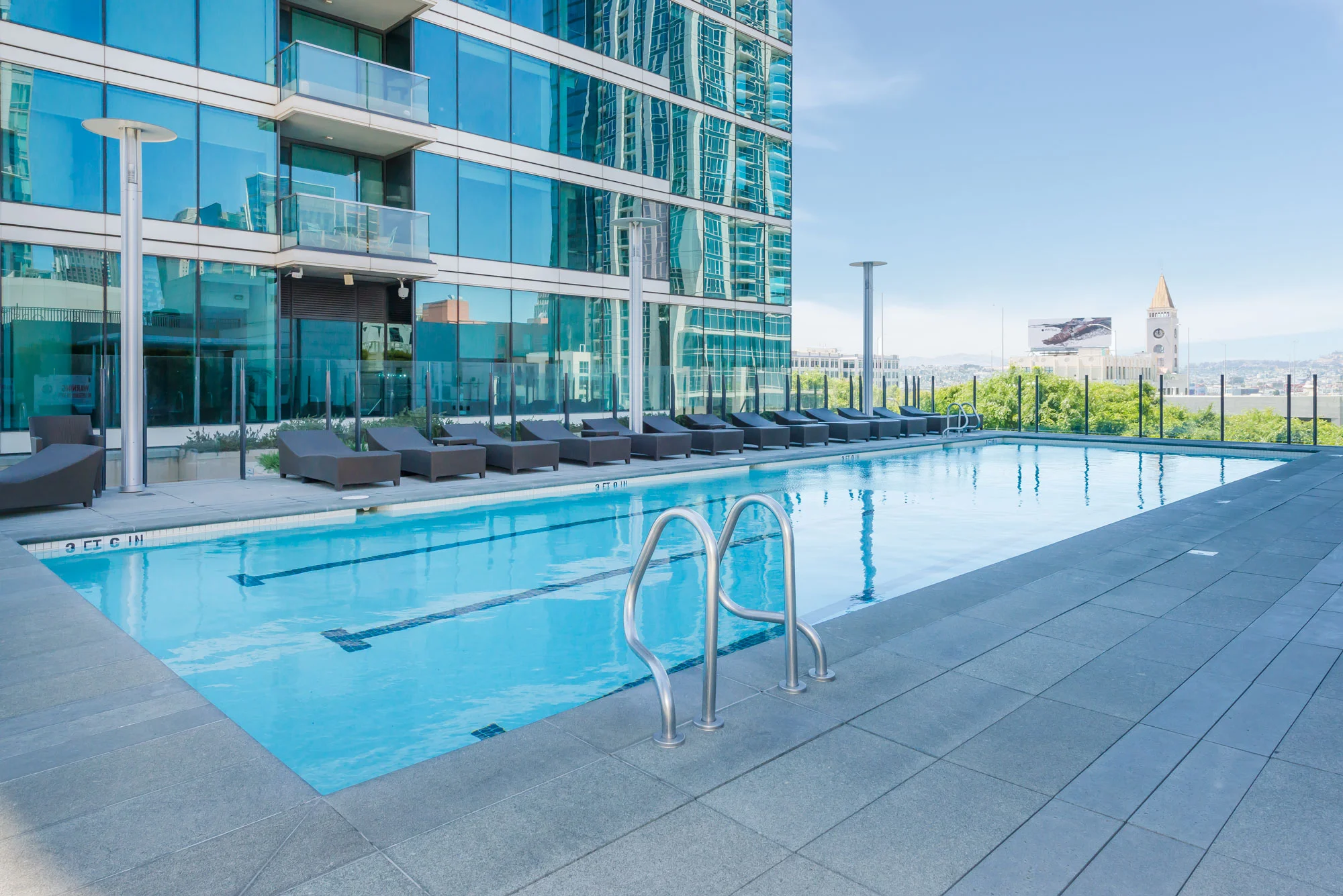 pool_03.jpg