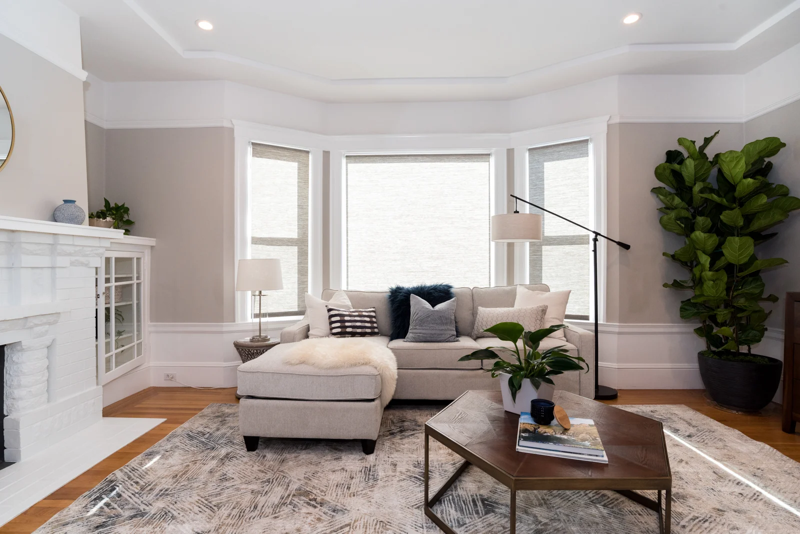 4- Living Room_004-Edit.jpg