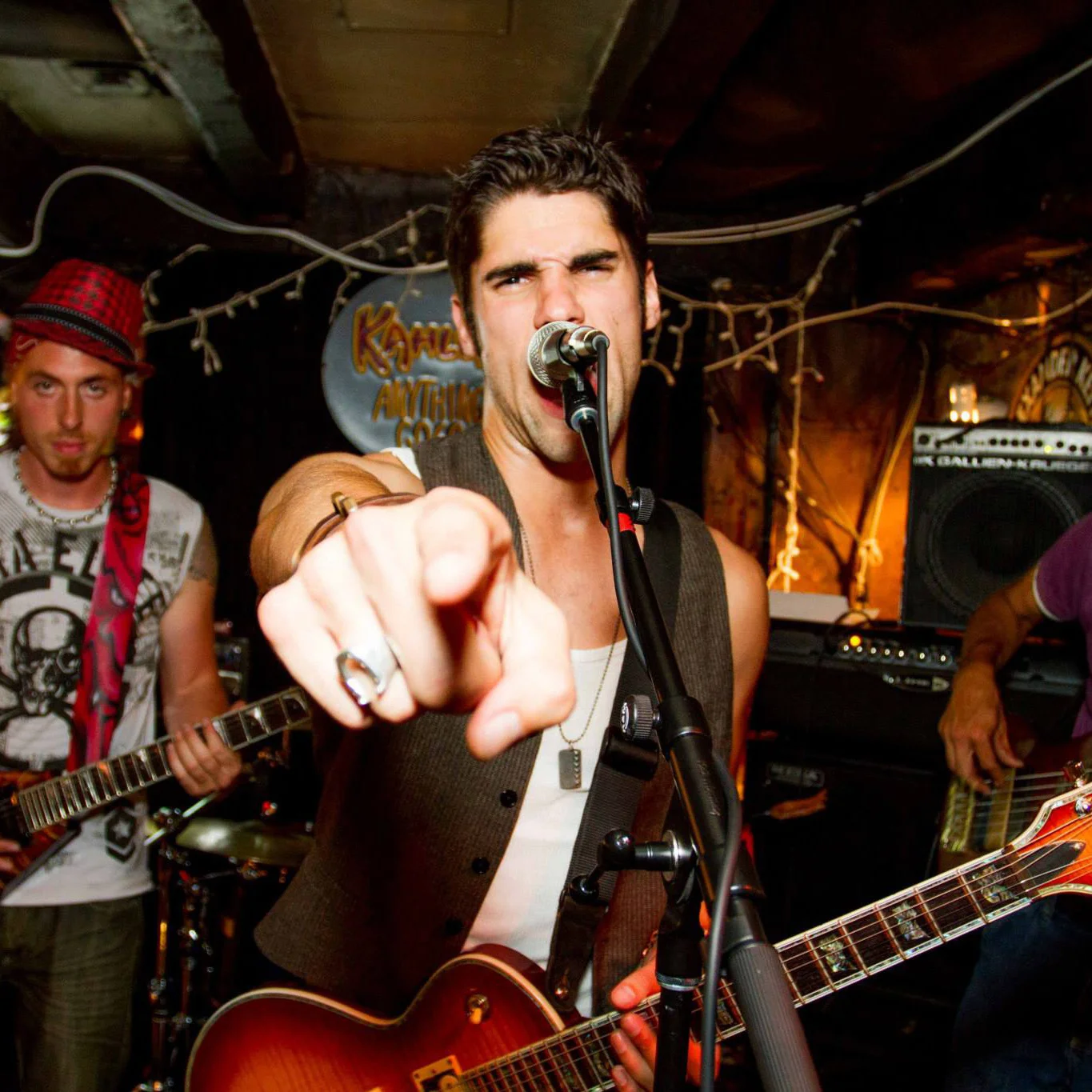 JeremyDeFreitas-17nov29-lrg.jpg