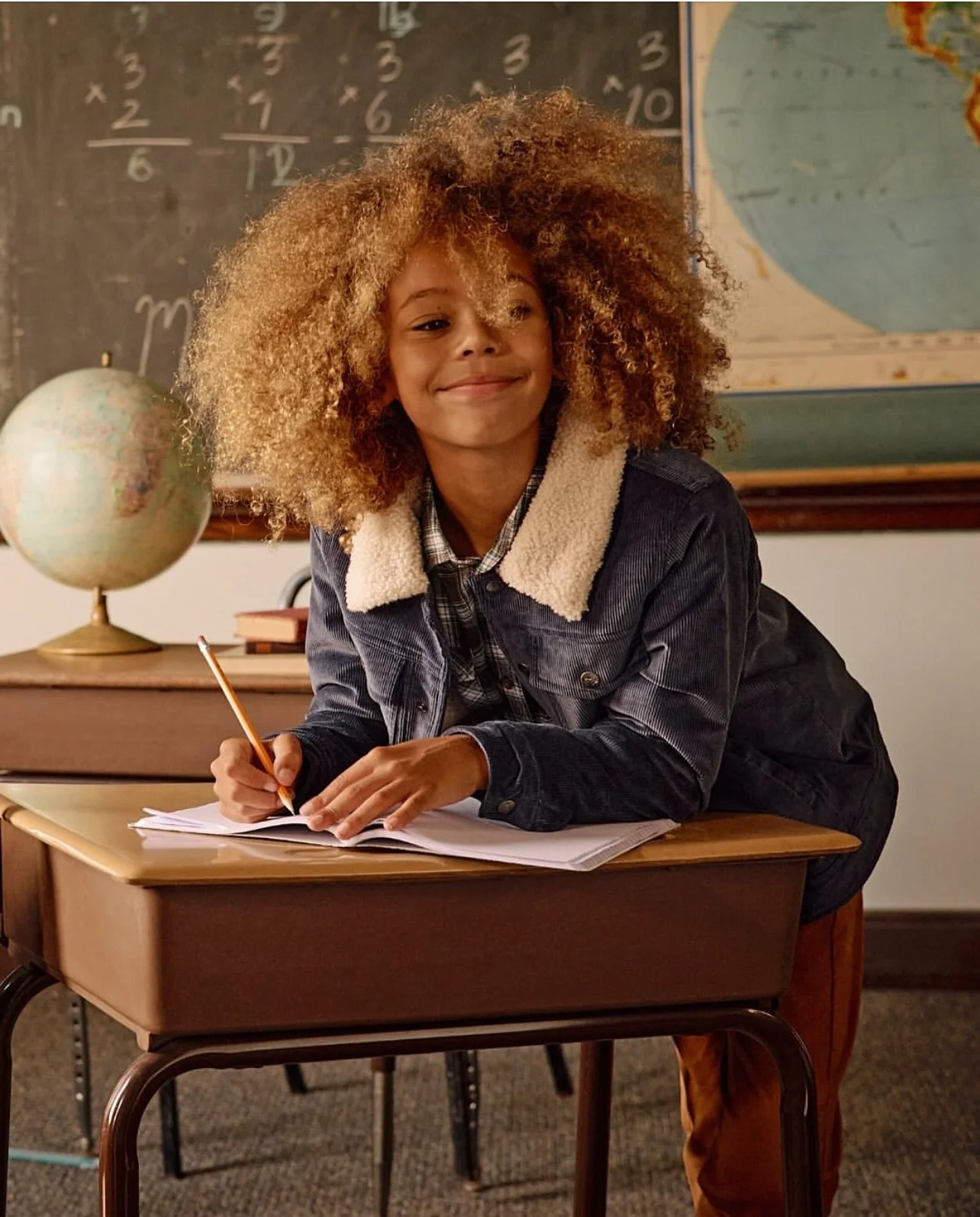 Appaman back to school is landing at a small shop near you so be sure to pop by, say hi and hopefully buy! Small shops need you more than ever so go ahead and feel good by supporting the good in your neighborhood. 💛
dM us for a retailer location ne