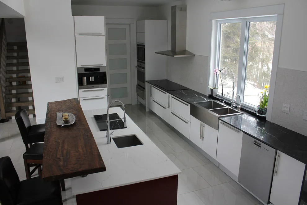 Kitchen 7 Pic 1.jpg