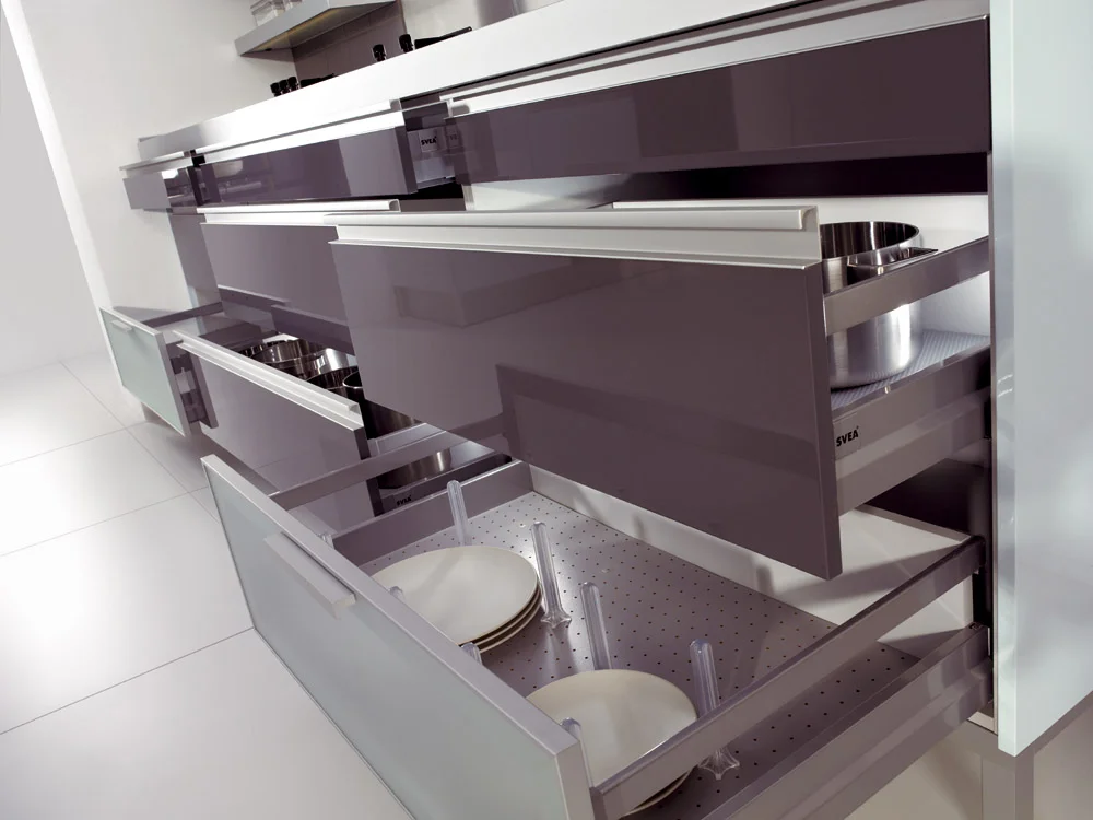 Pull-Out Drawers