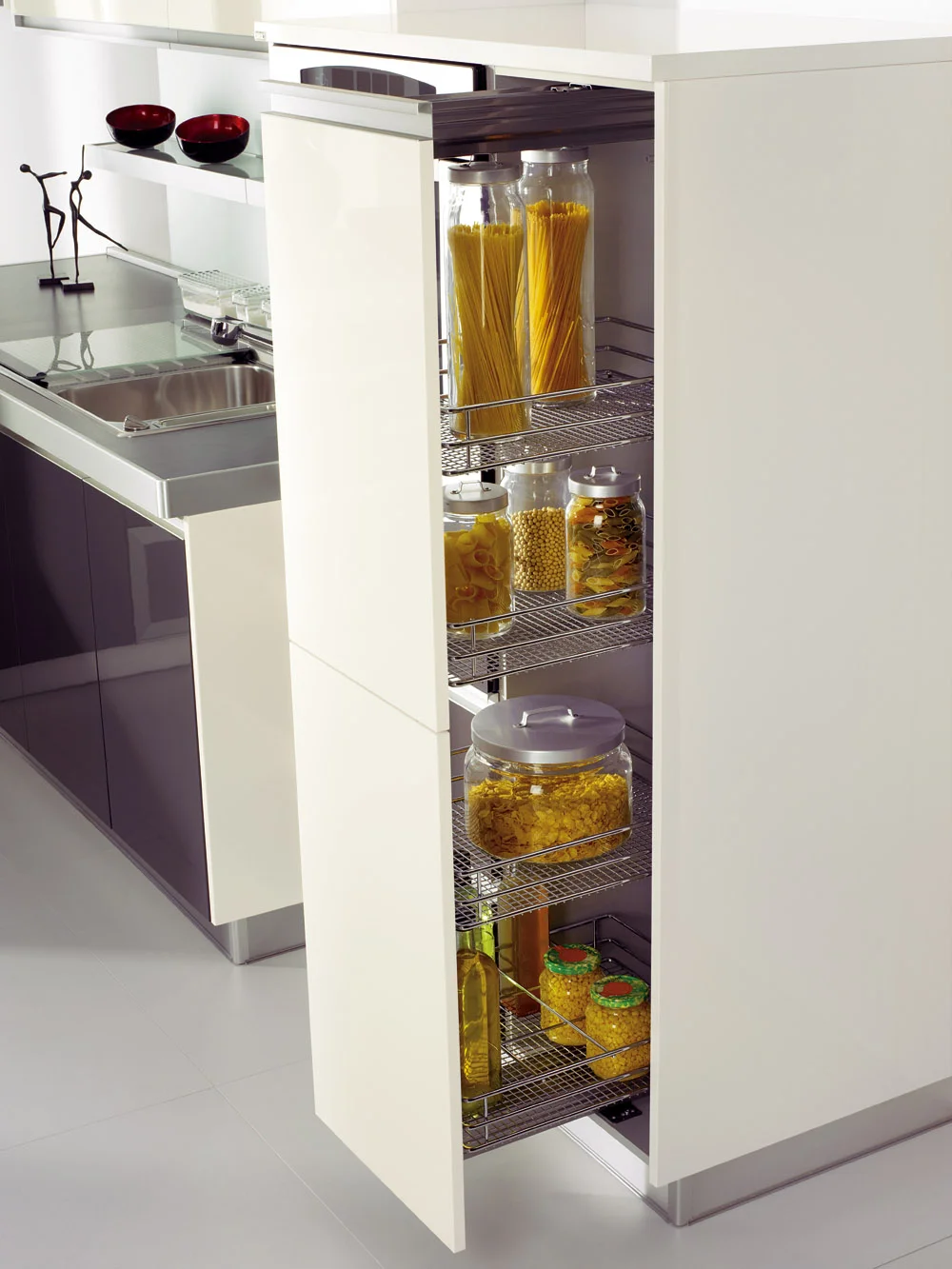 Pull-Out Pantry