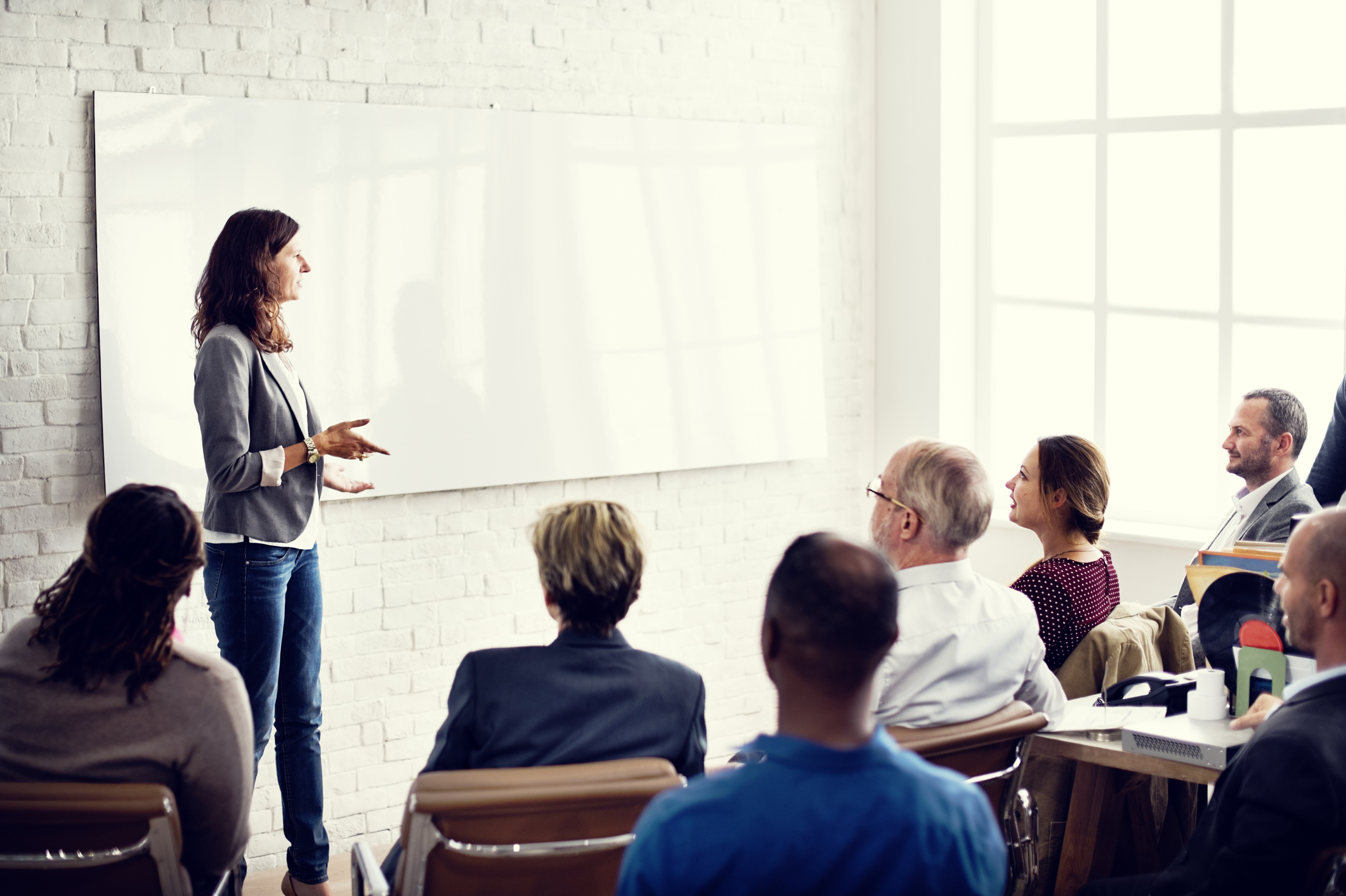Conference-Training-Planning-Learning-Coaching-Business-Concept-508210504_2125x1415.jpeg