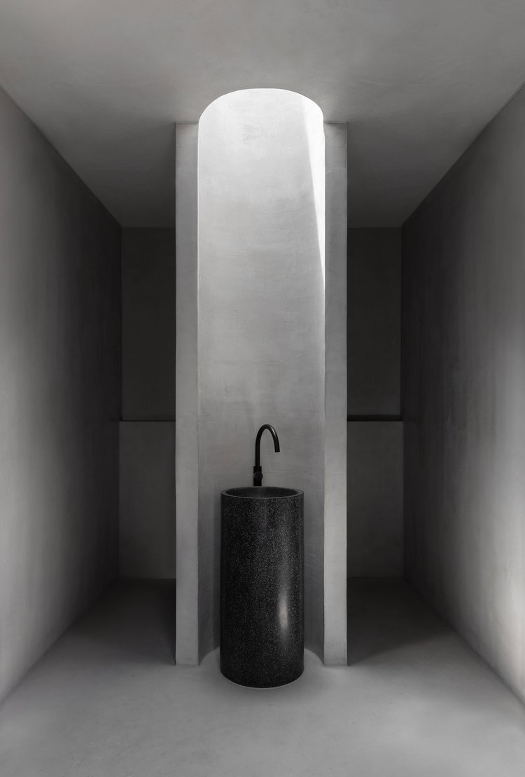 microcement bathroom