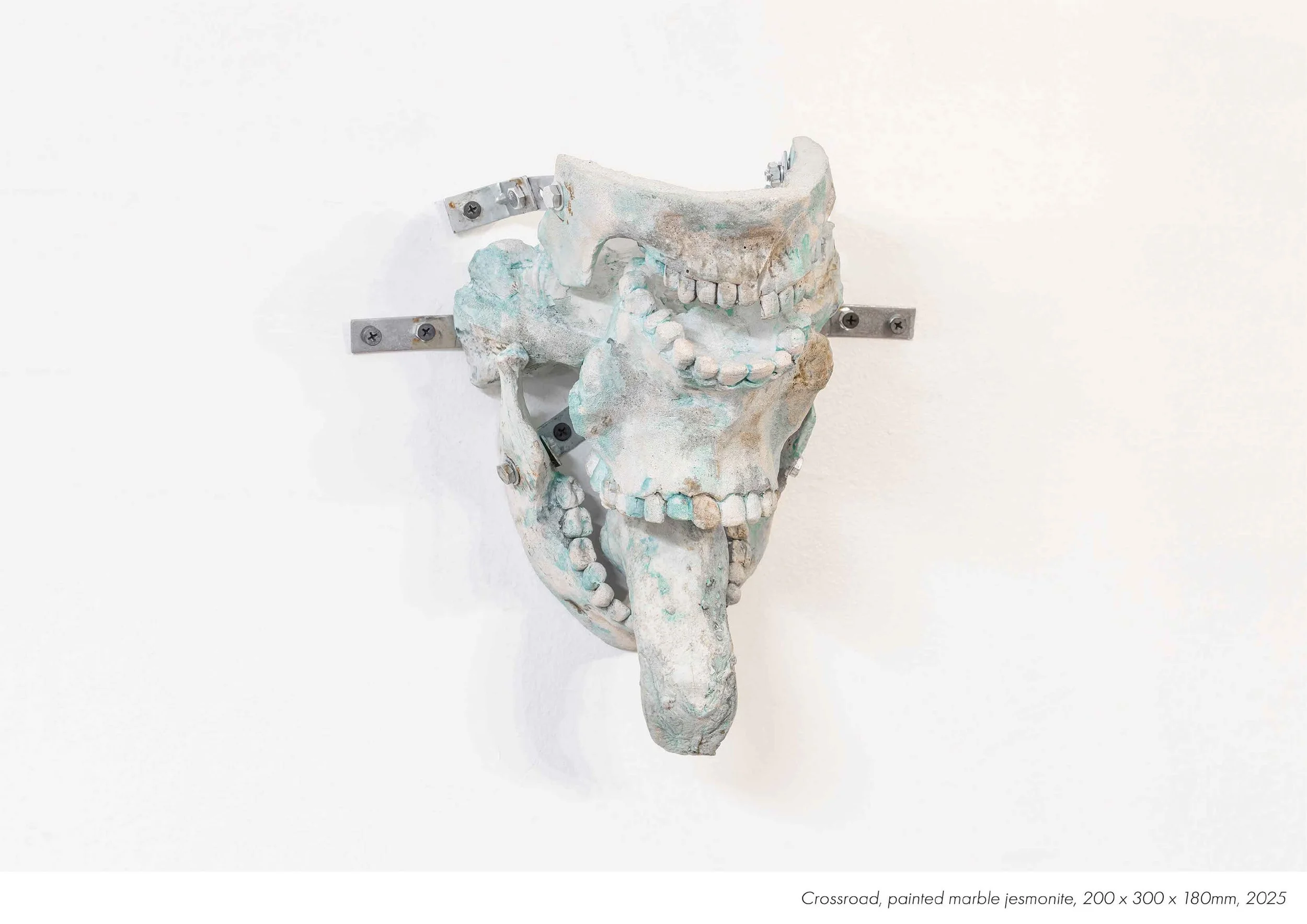 Jed_Buttress_crossroad_sculpture_image_credit_matt_denham.jpg