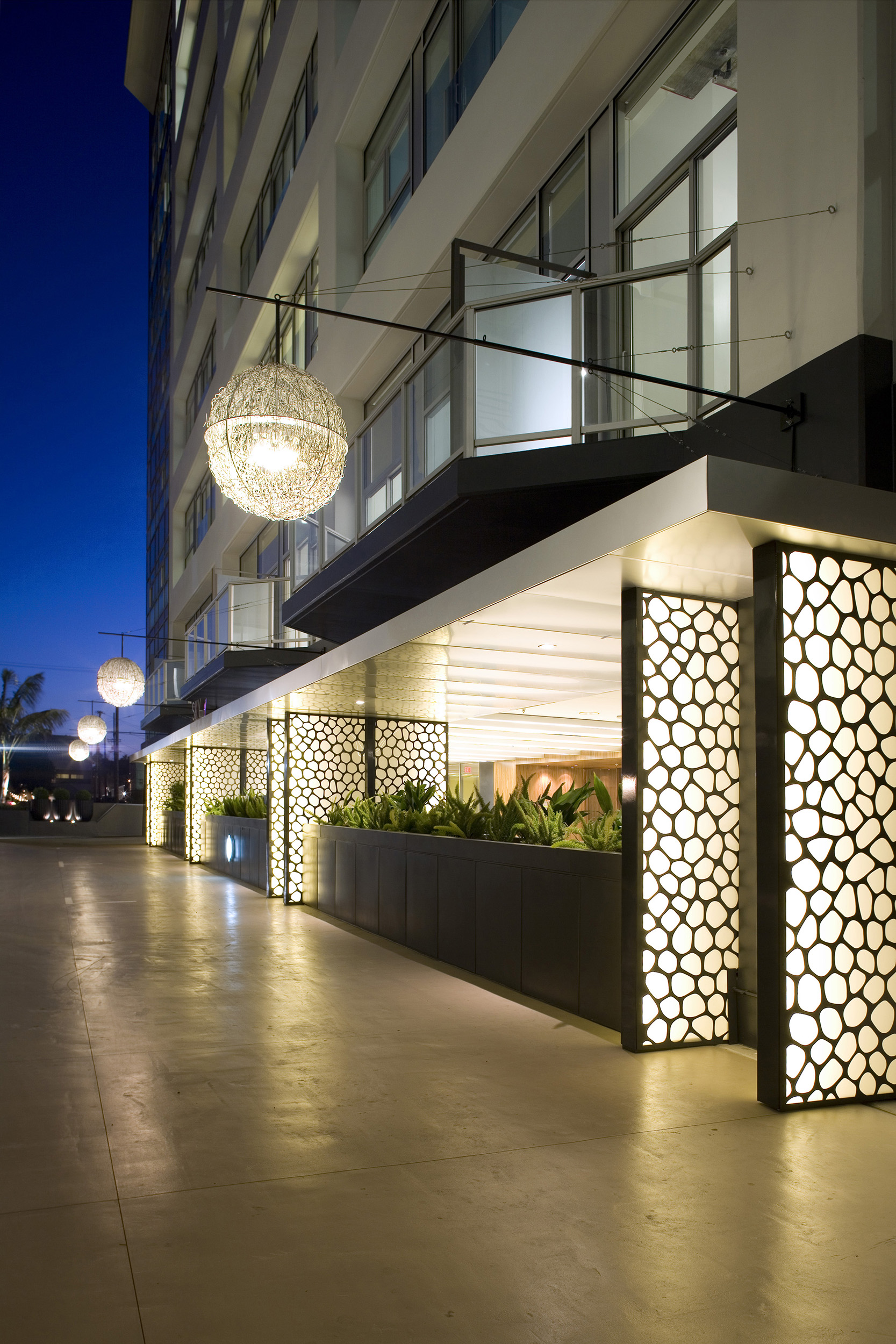 LATITUDE 33 | Los Angeles, California