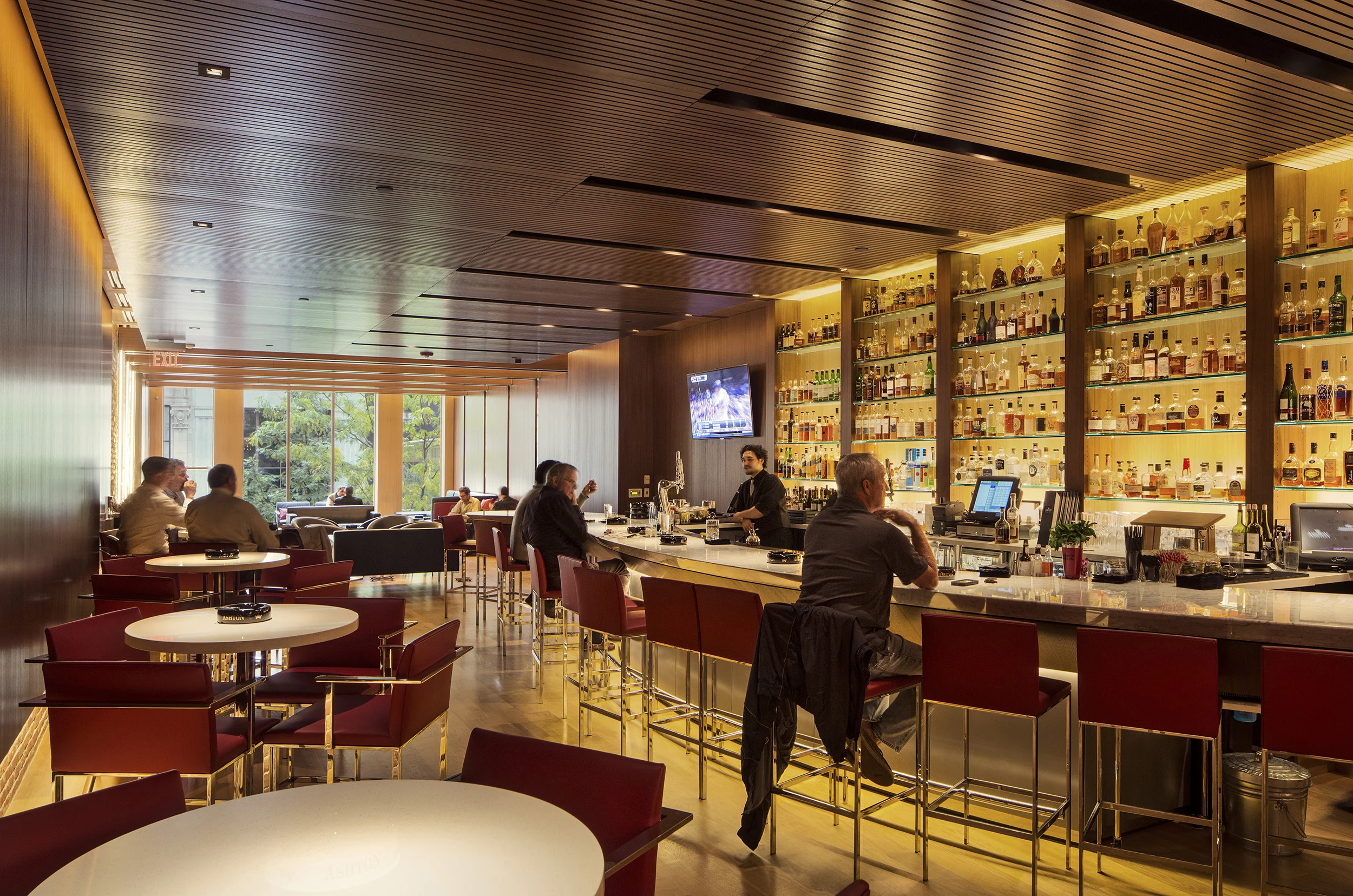 KGM-Lighting-Design-Ashton-Cigar-Bar-Philadelphia-Pennsylvania-Gold.jpg