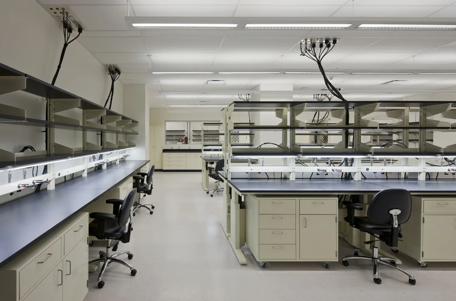 KGM-Lighting-Designer-Arizona-State-University-School-of-Earth-and-Science-Exploration-Classroom-Lab.jpg