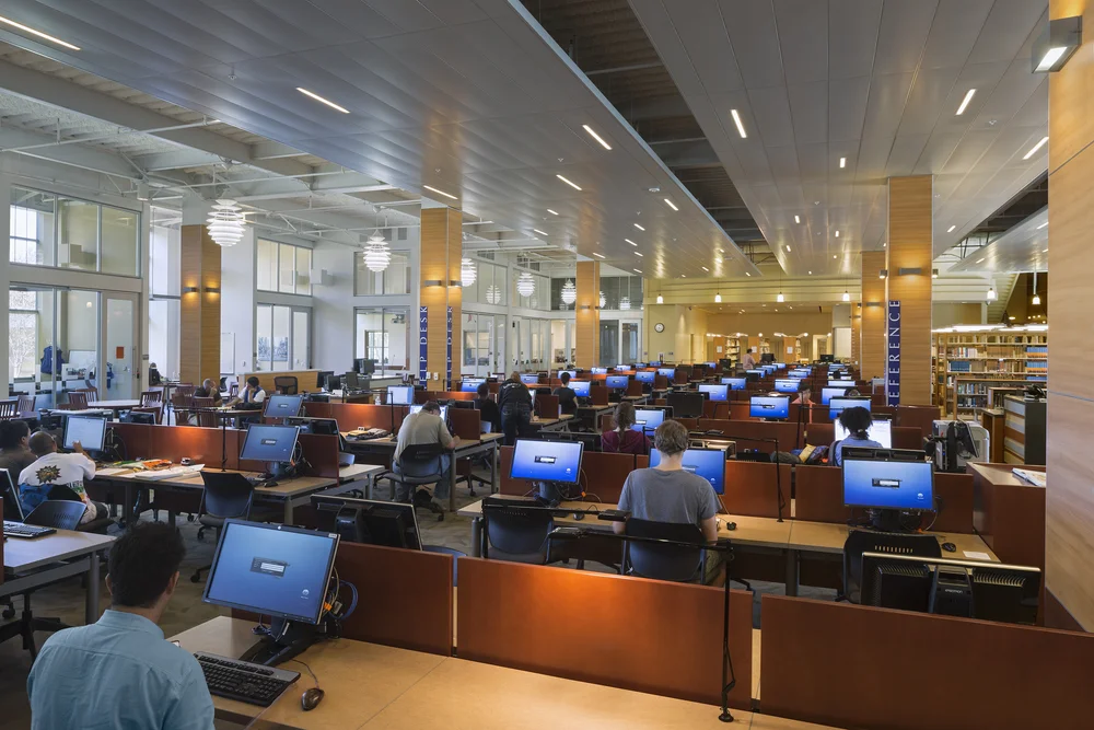 HARBOR COLLEGE LIBRARY AND LEARNING RESOURCE CENTER