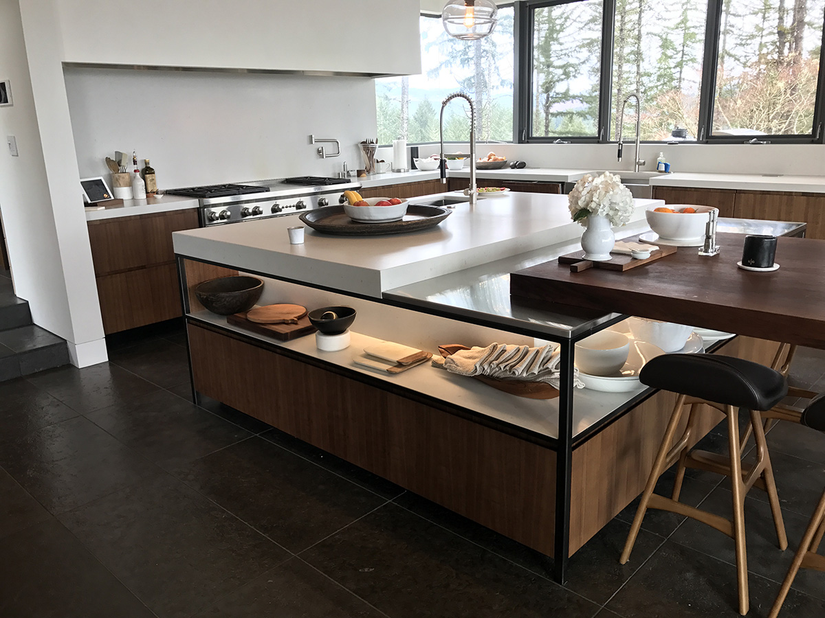  © KGM Architectural Lighting, Inc 