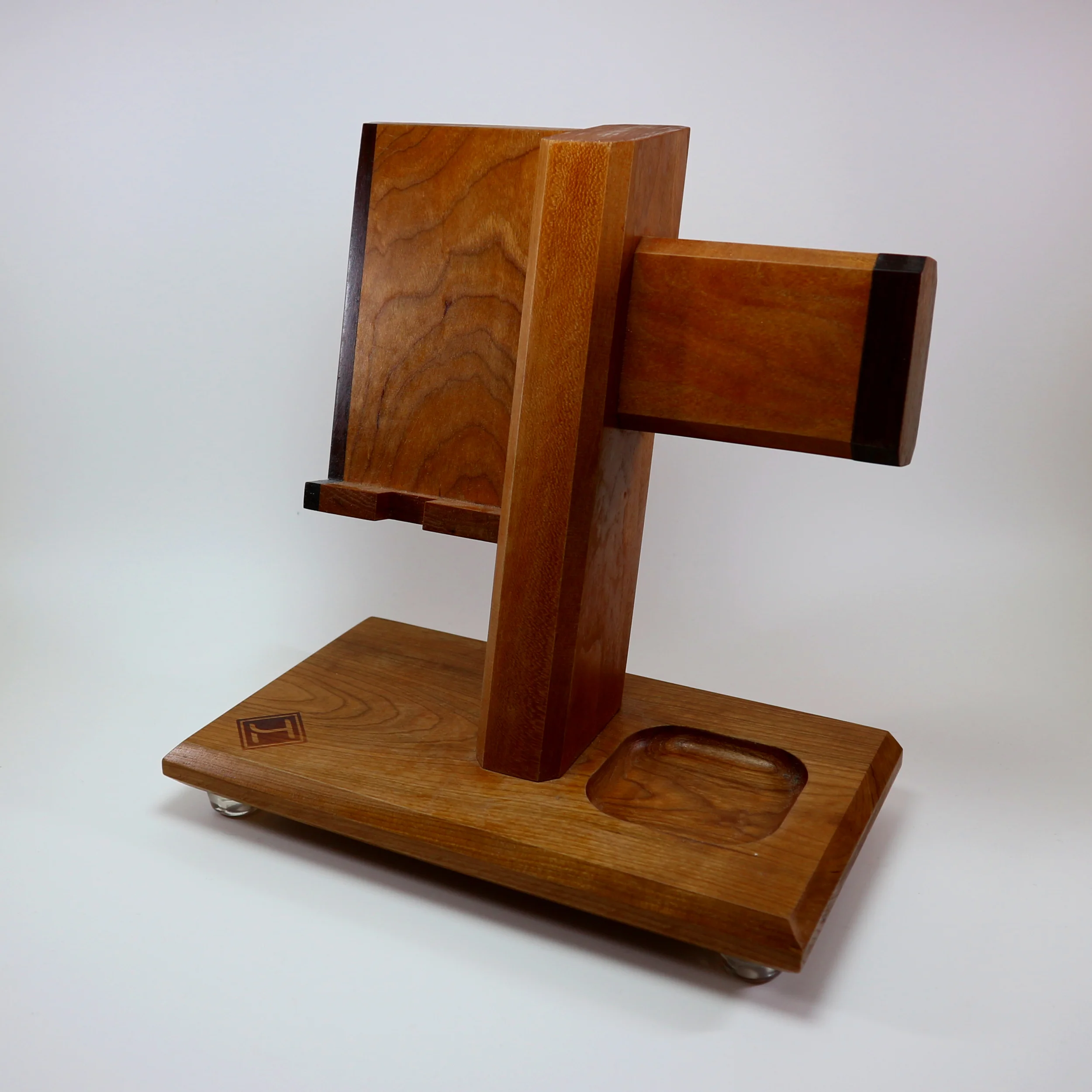 Nightstand Valet Hammer Craft Design