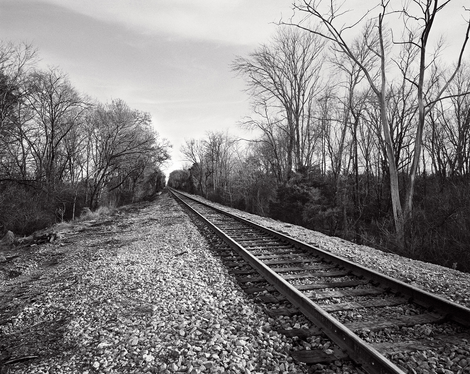 going to artesia, train tracks.