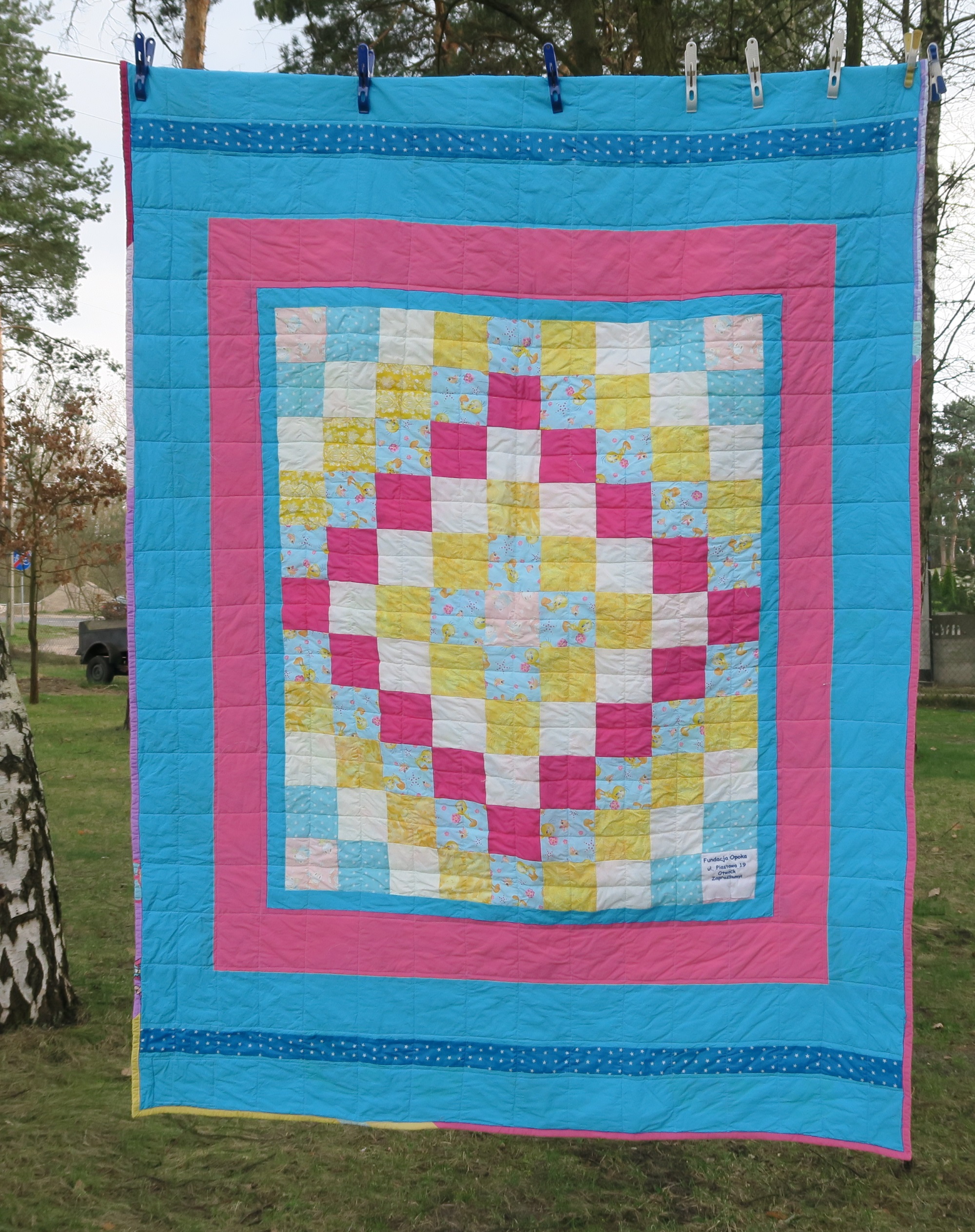16. Center of the top donated by a friend in AZ. I added borders to it until it became a European twin size.