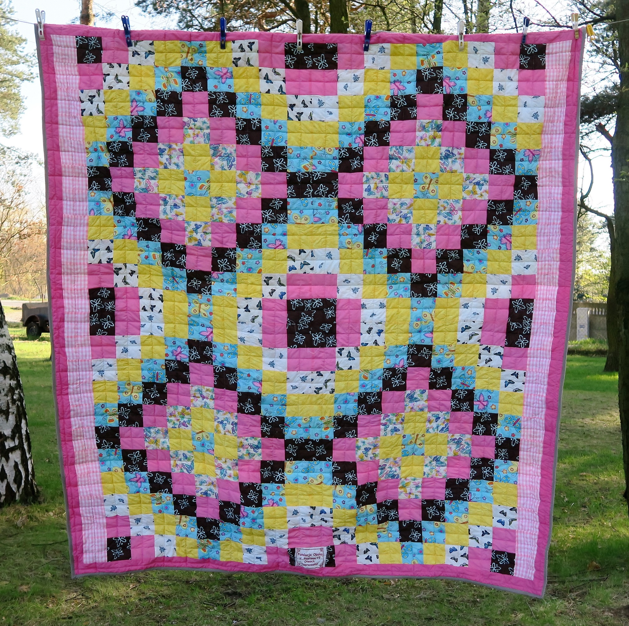 26. Top made by a lady in Arizona, USA.