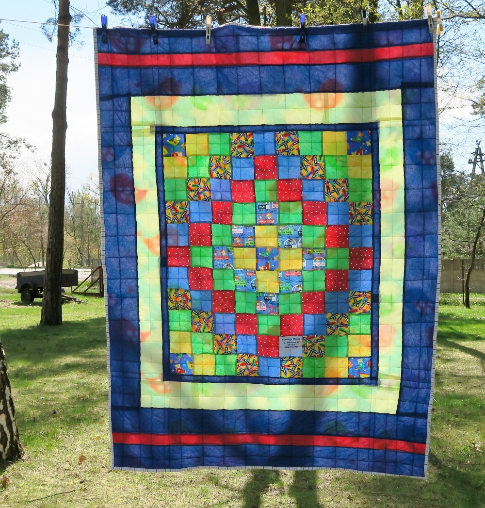 35 Center of top donated by a friend in AZ. I added borders to make it a European twin size.