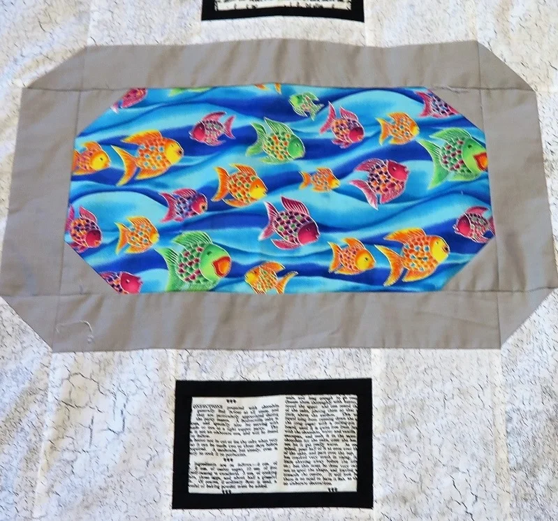 "At the Aquarium" top finished