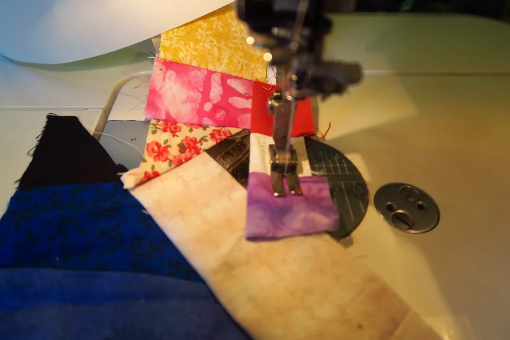 Sewed a trimmed portion to the edge and sewed the edge to hold.