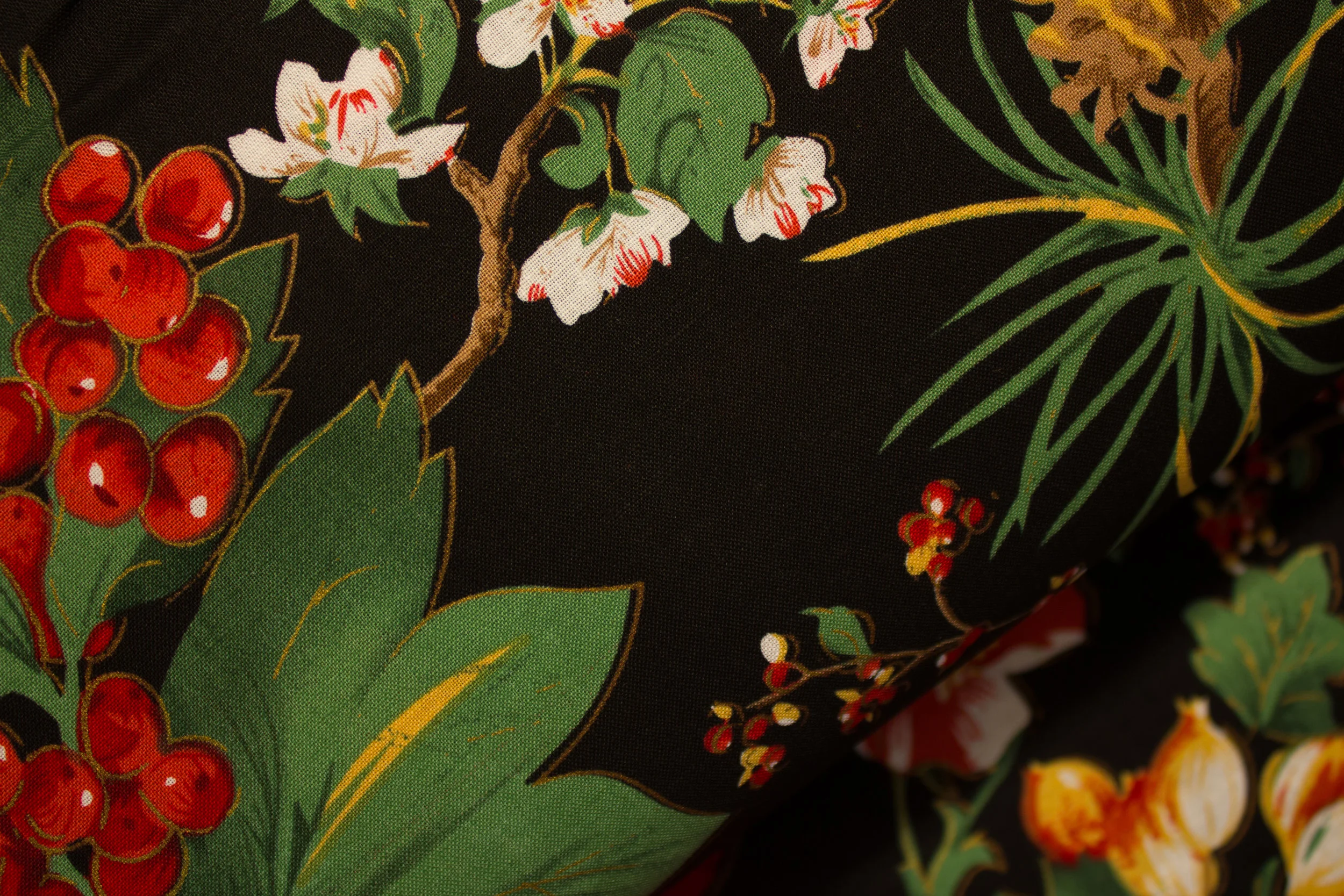 Opulence Poinsettia by Concord House