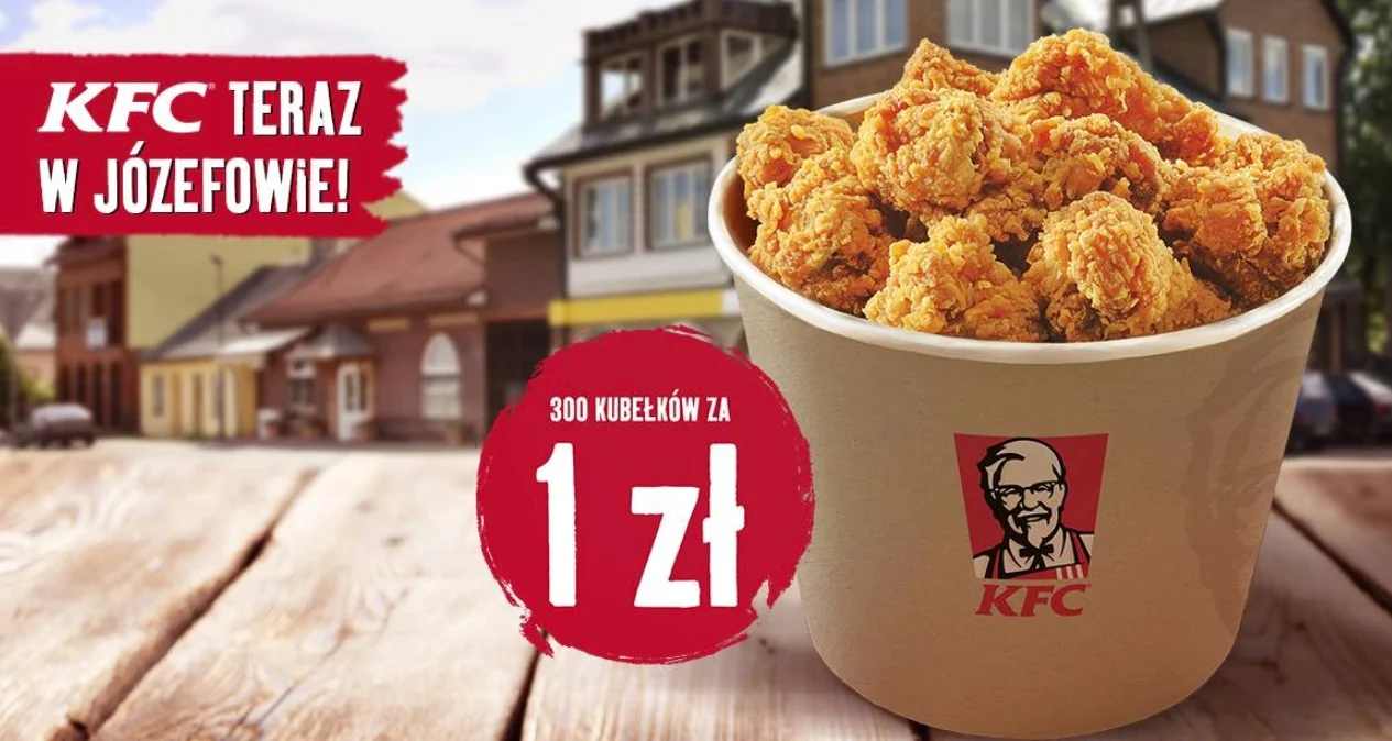This bucket isn't that huge bucket of chicken that you are thinking of. It's a much smaller one - one that holds 15 hot wings and normally sells for about 25 zl or $7.17 but today was only $0.28 for the first 300.