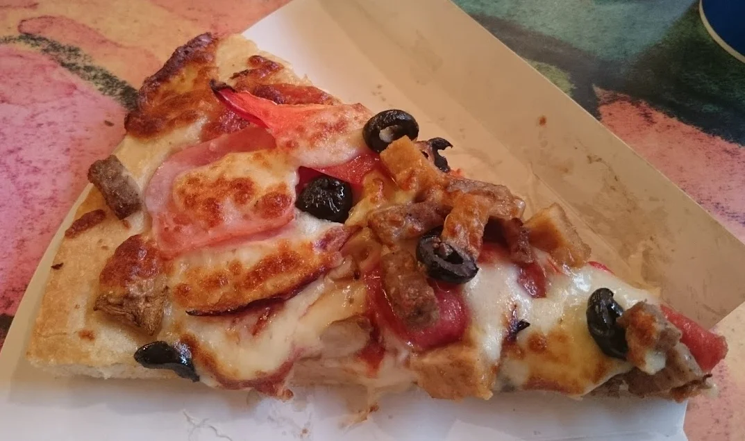 Cultural: A trip to Pizza Hut