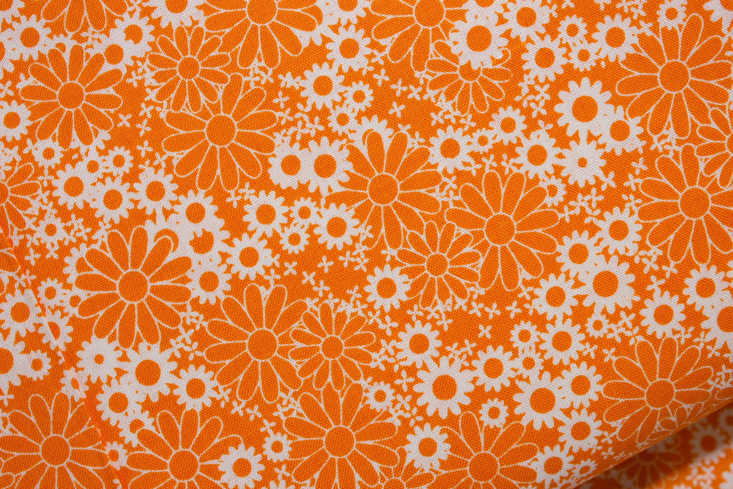 Baby Talk: Orange &amp; White Daisies by Fabri-Quilt