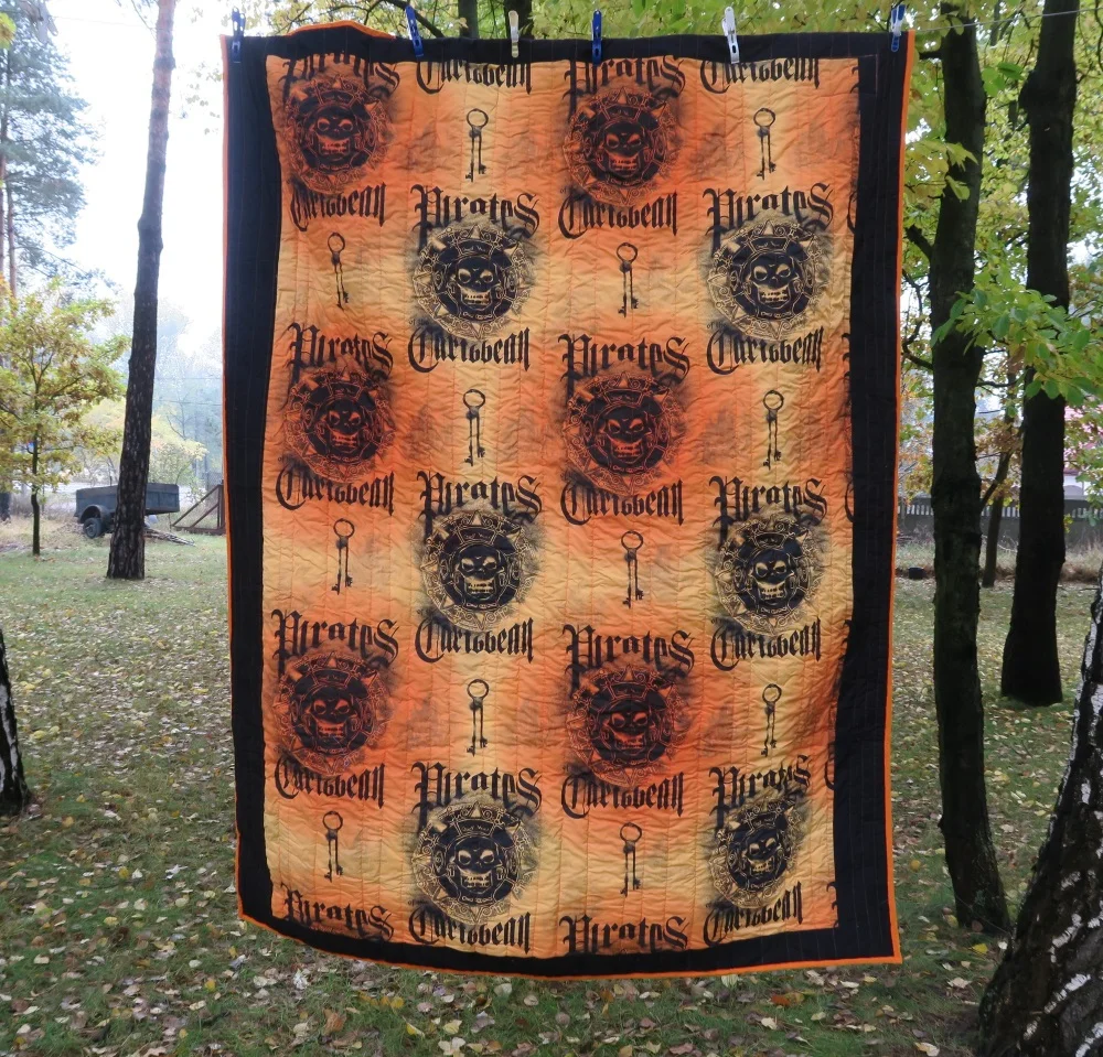 I had to check with my son to make sure this was an "okay" theme for me to give away. He told me it was fine. A man took this quilt - he was quite happy with it. (It was a duvet cover).