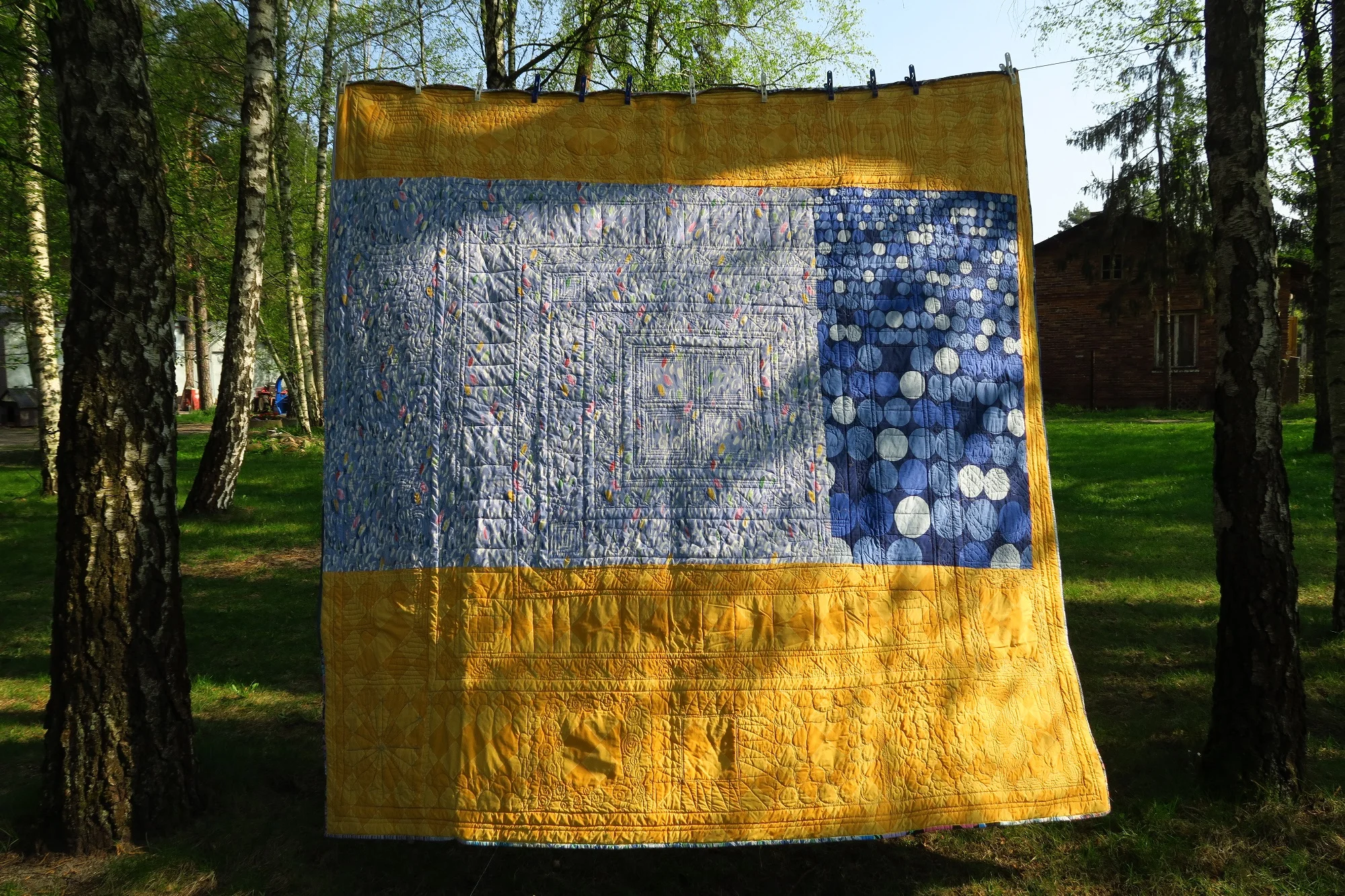 I suppose in many ways you can see the quilting better from the back.&nbsp;Of course these are all upcycled materials!But I mentioned that already once, didn't I?