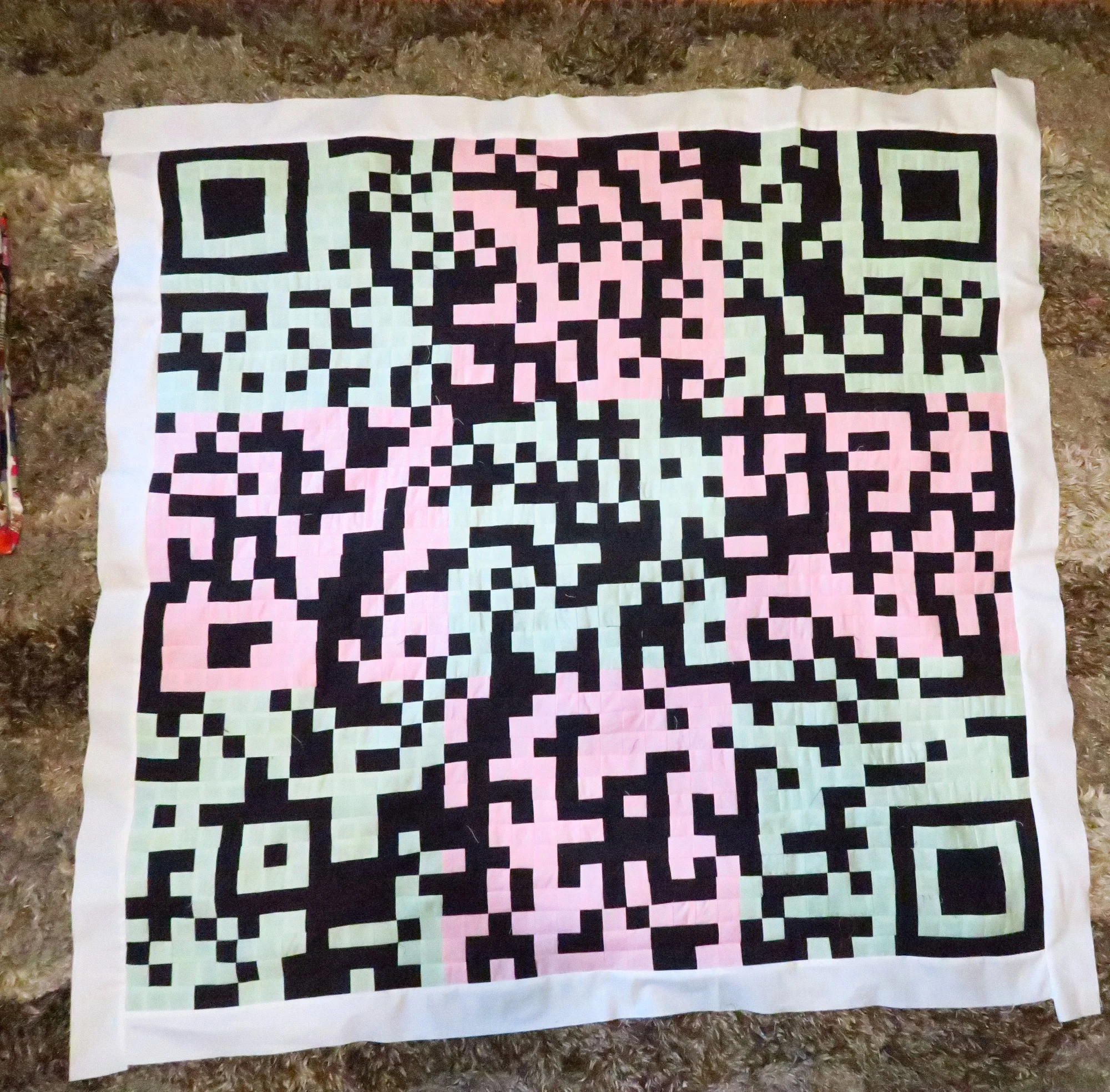 QR Code Quilt top finished!