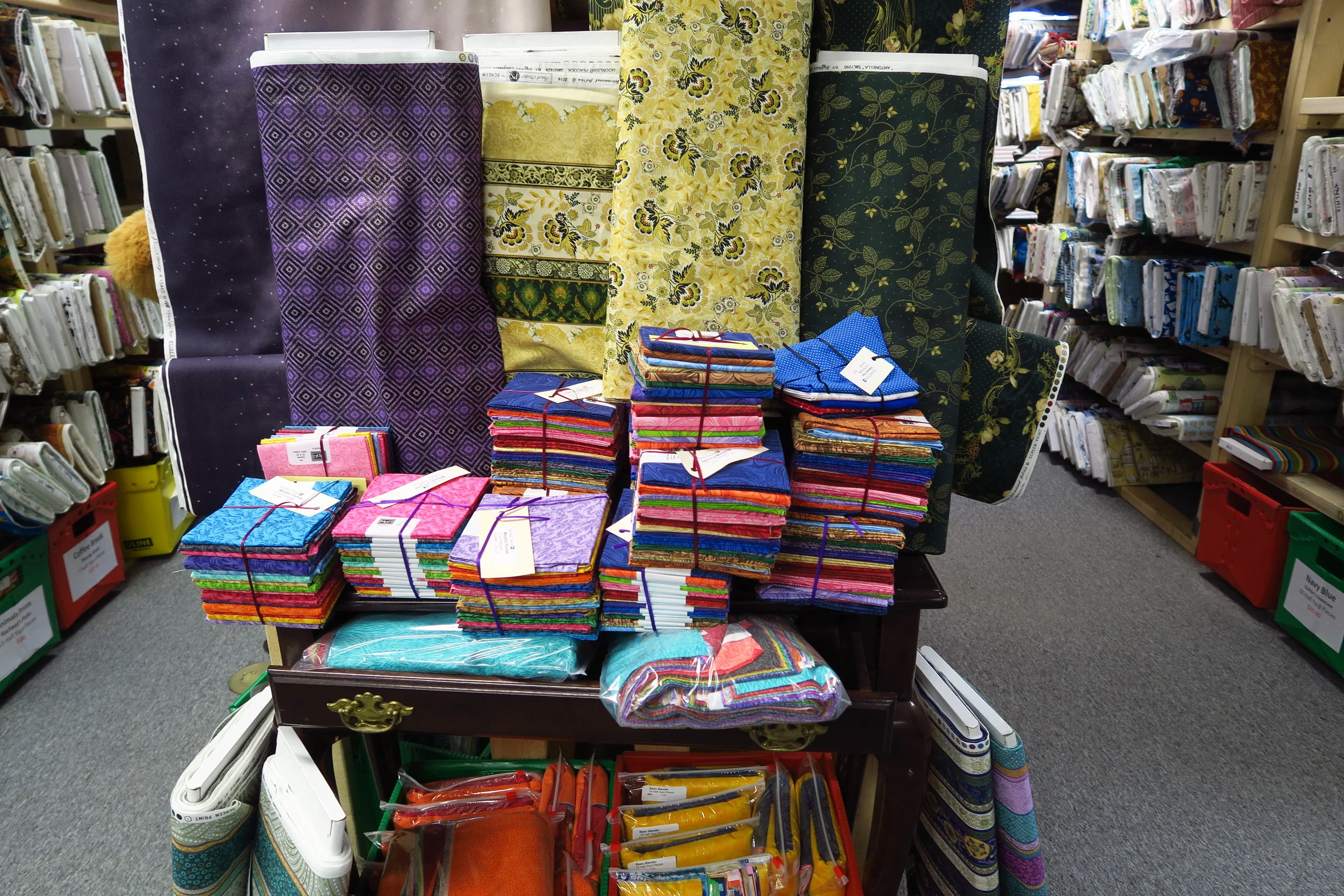 Three kinds of fabric shoppers