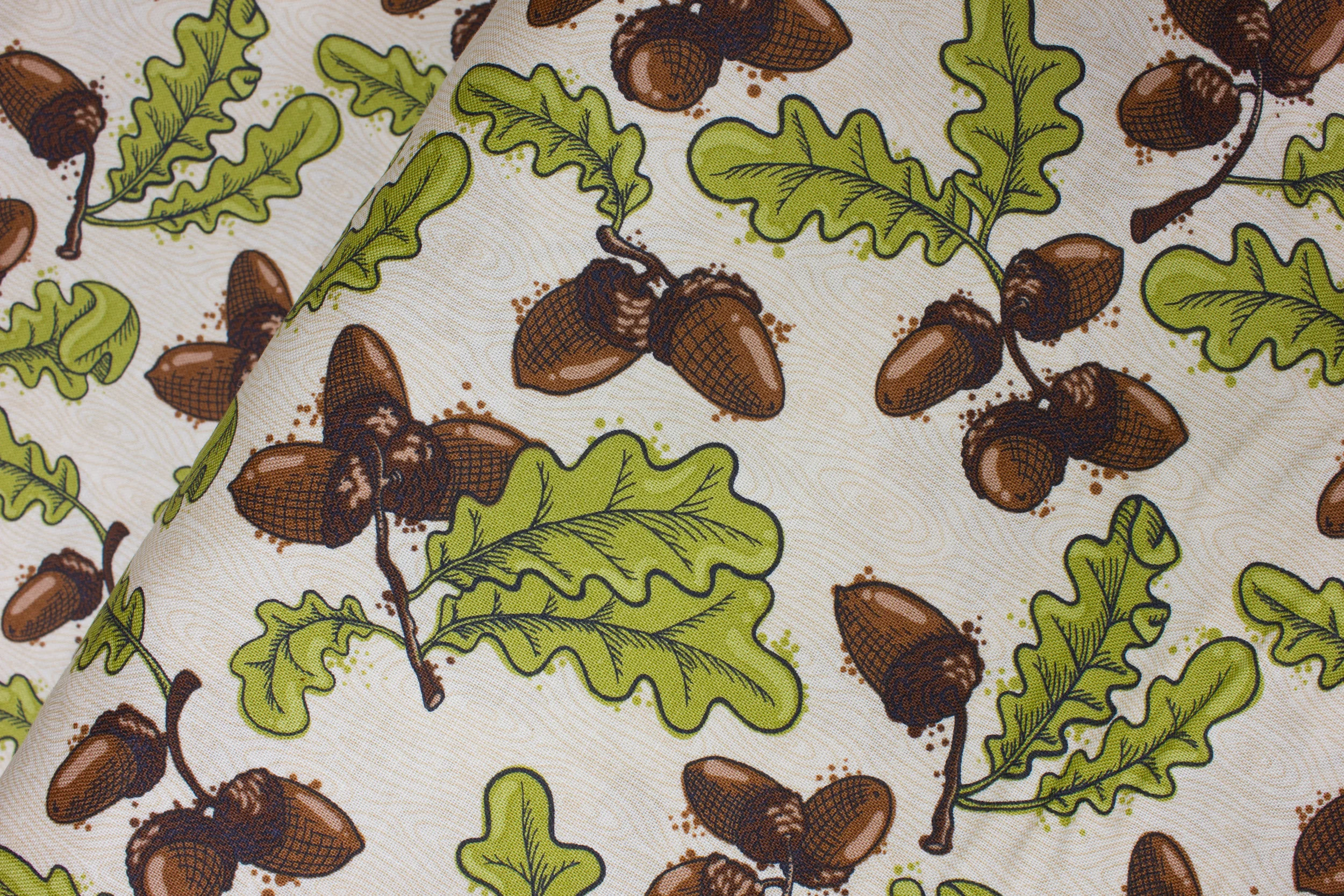 Tan Wood Grain with Acorns and Leaves: Acorns and Oak Leaves, Autumn Palette for Patrick Lose Fabrics