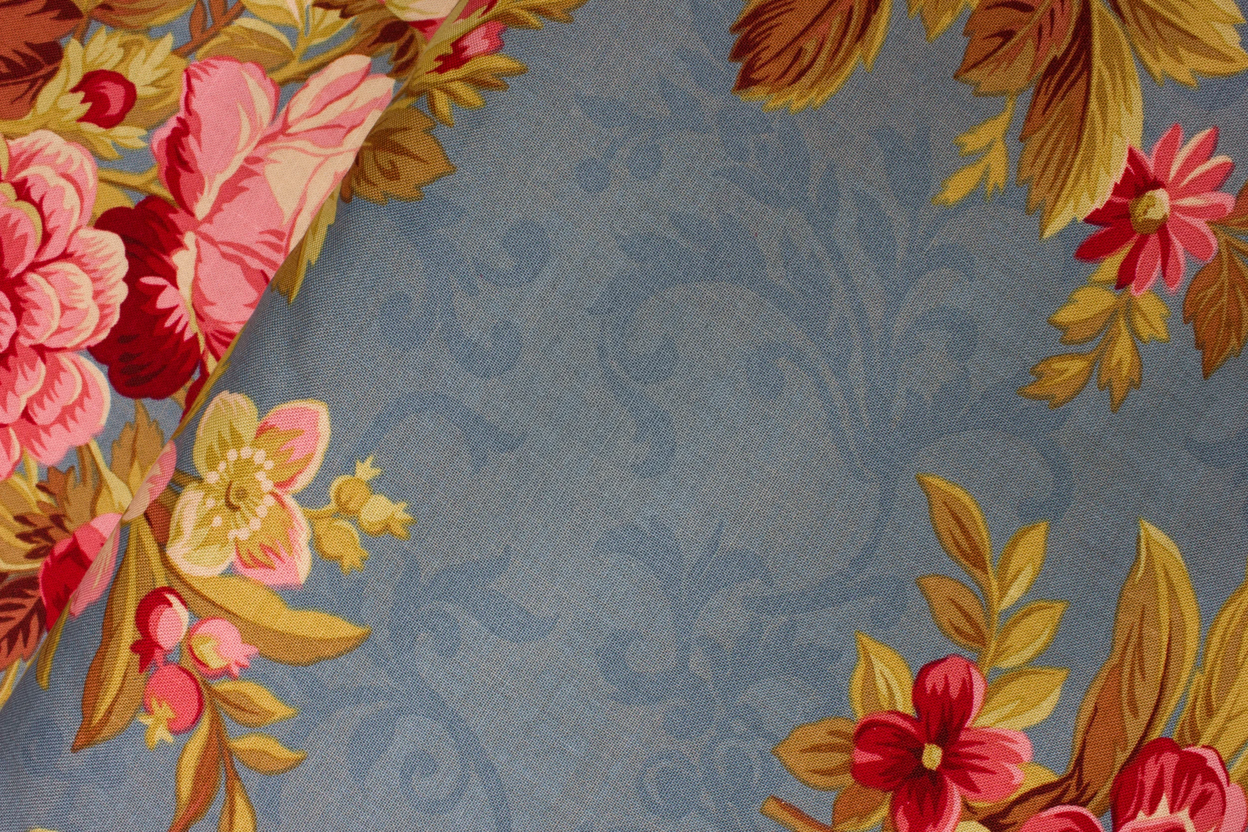 Large Print Bed of Roses by Red Rooster Fabrics