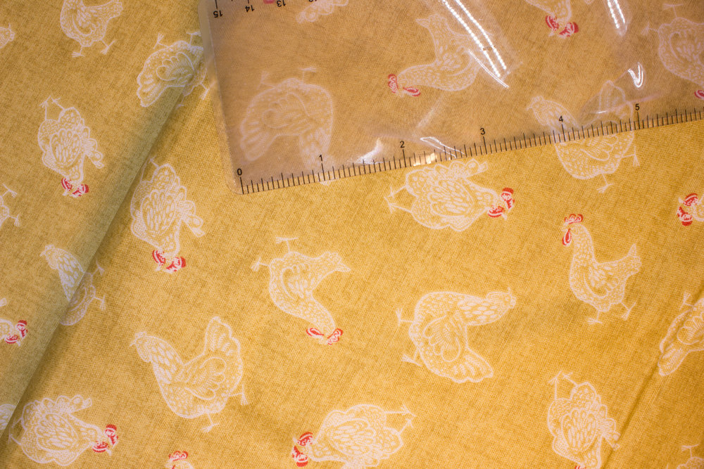 Gold with White and Red Chicken Outlines: Home Grown Hens for Makower UK