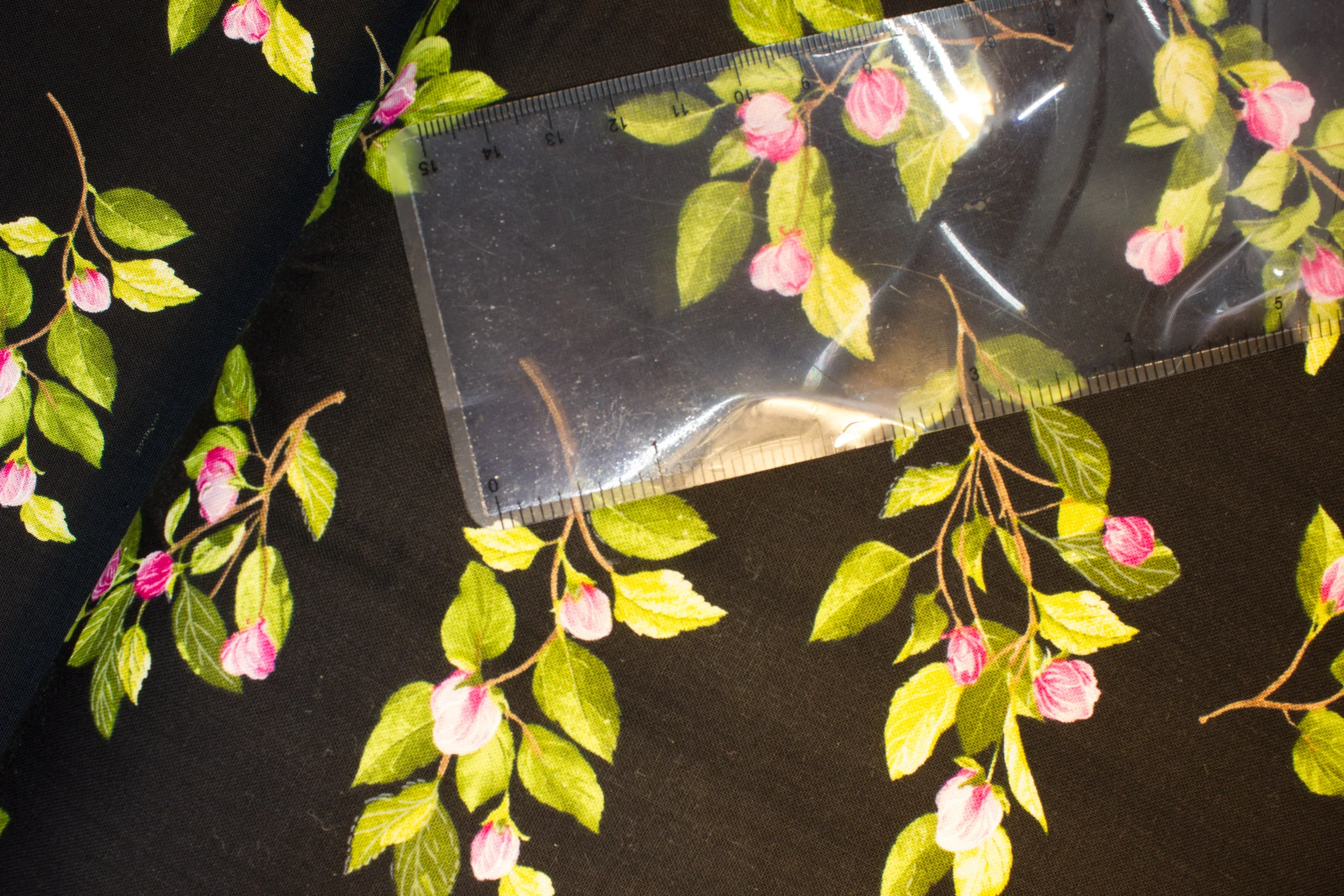 Black with Pink Apple Blossoms: Apple Buds for Kanvas Studio