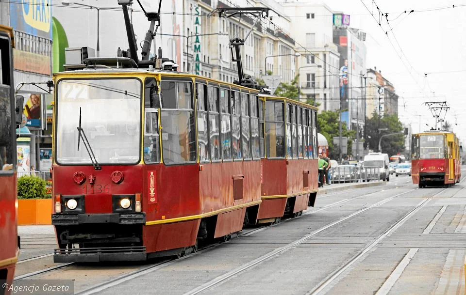 tram inwarsaw.jpg