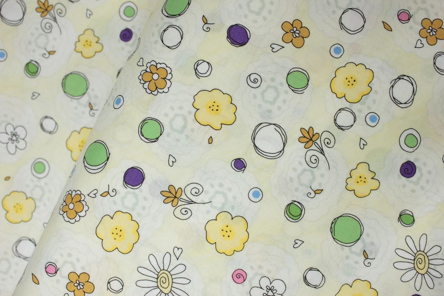 Whimsical Yellow Floral: A Hen Rietta Morning by Leslie Ann Clark for Clothworks