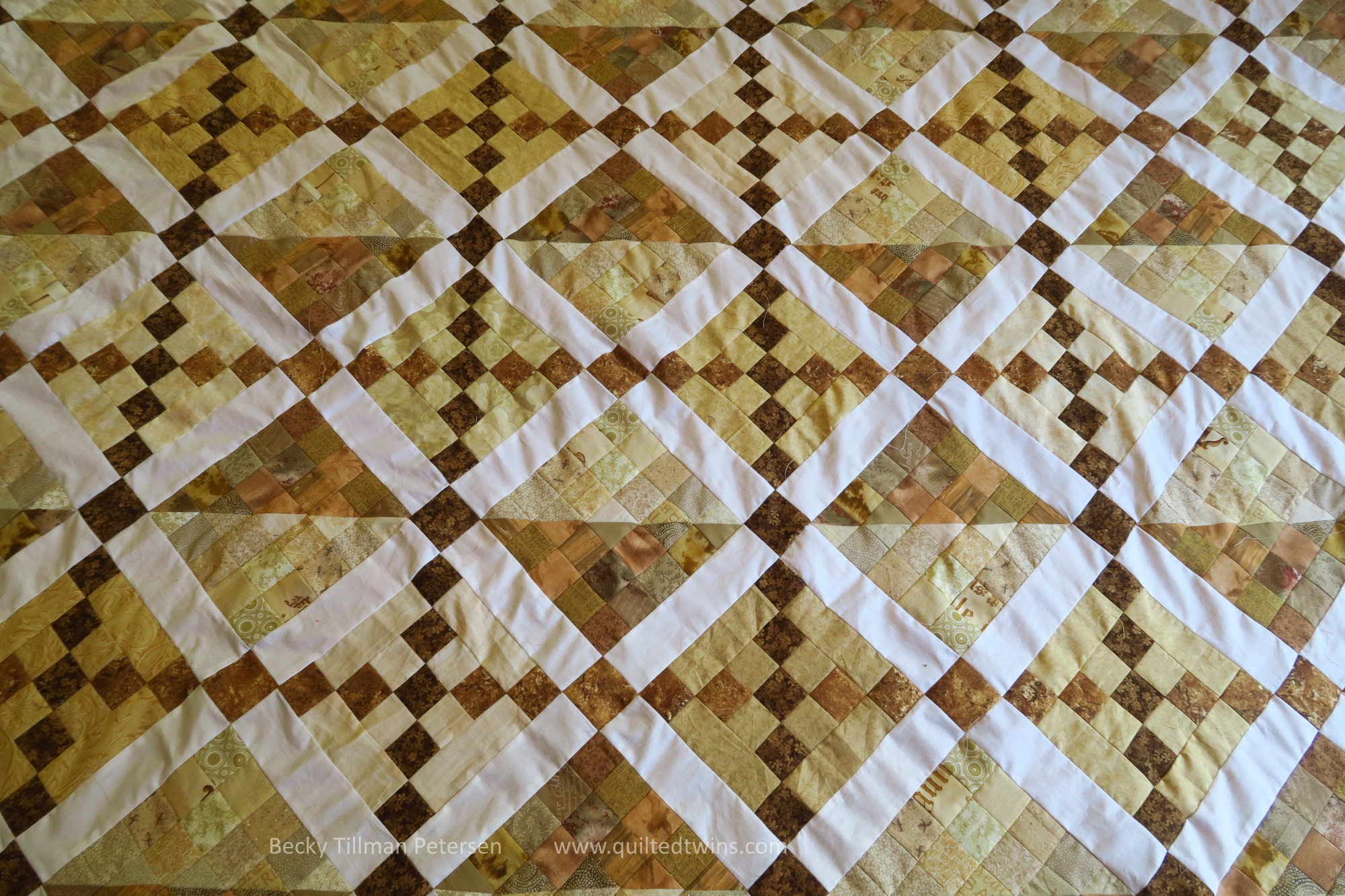 Beige Wedding Quilt - Day 4
