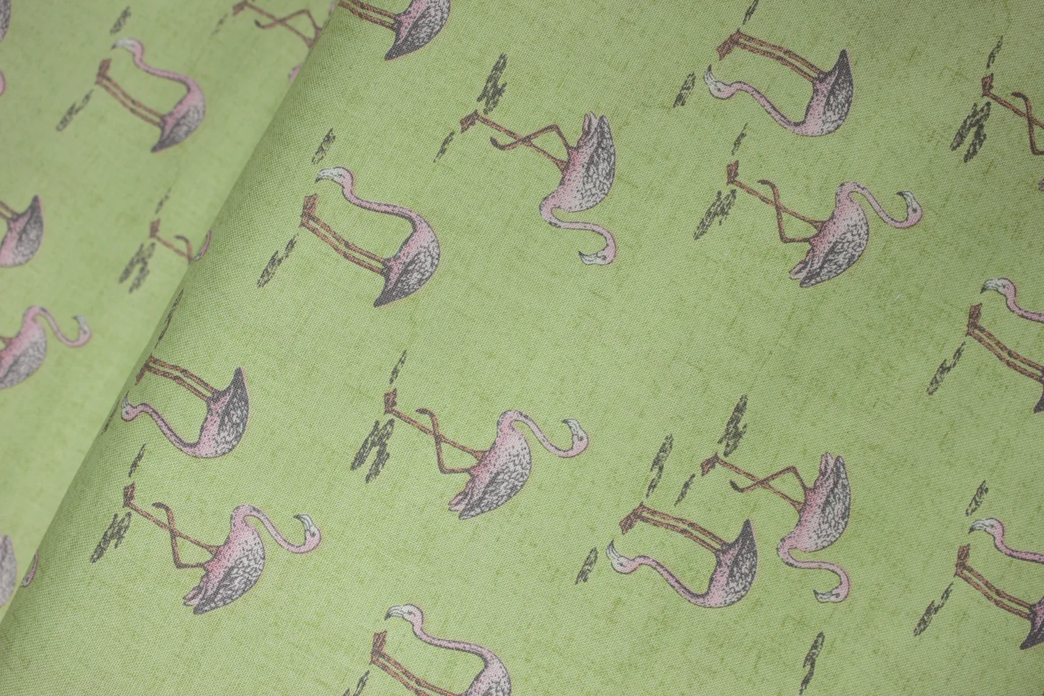 Pink Flamingos on Green: Fern Garden by Makower UK