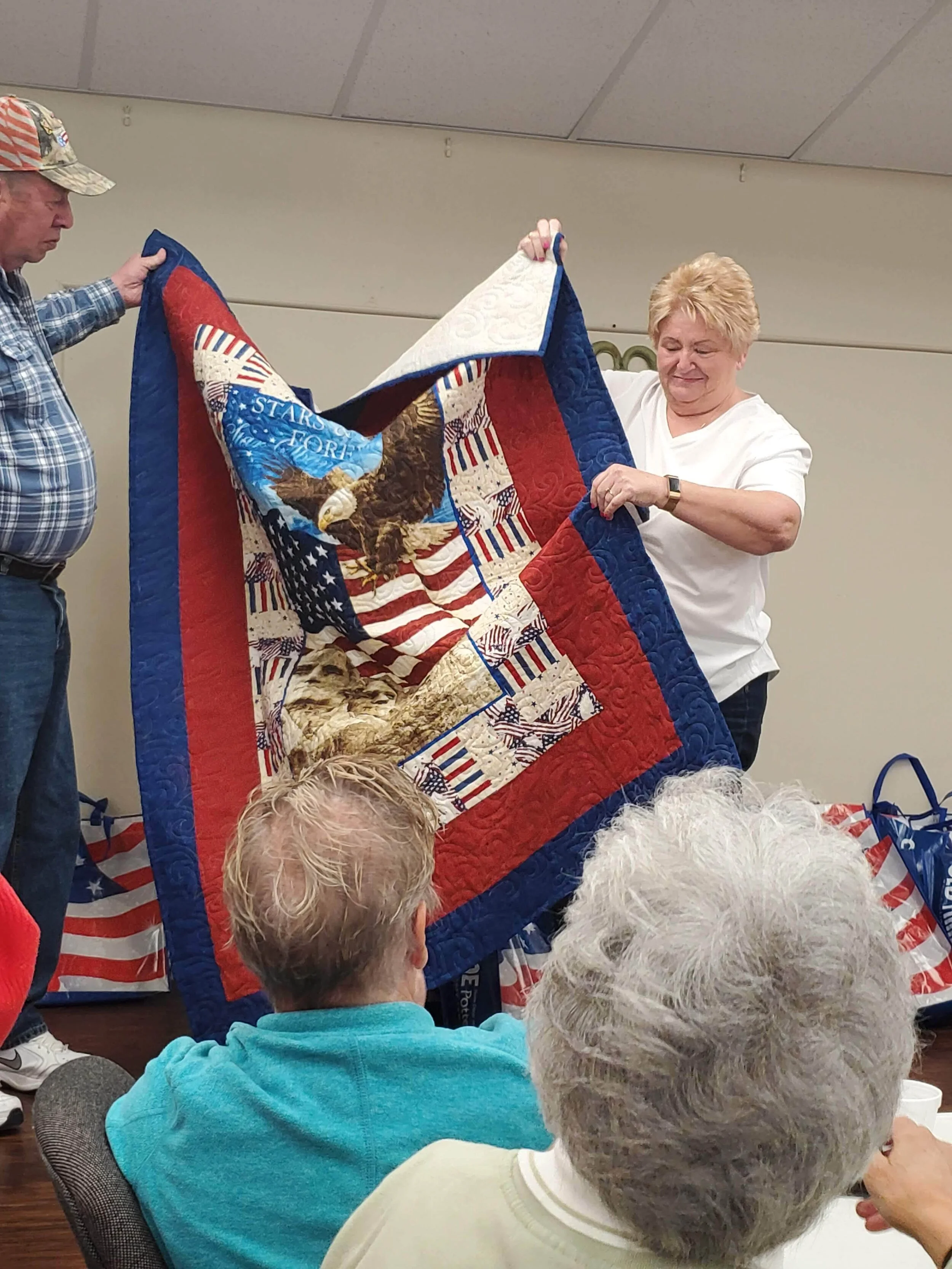 Grove Ridge Estates in Dade City, FL honors 26 Veterans with Quilts of Valor