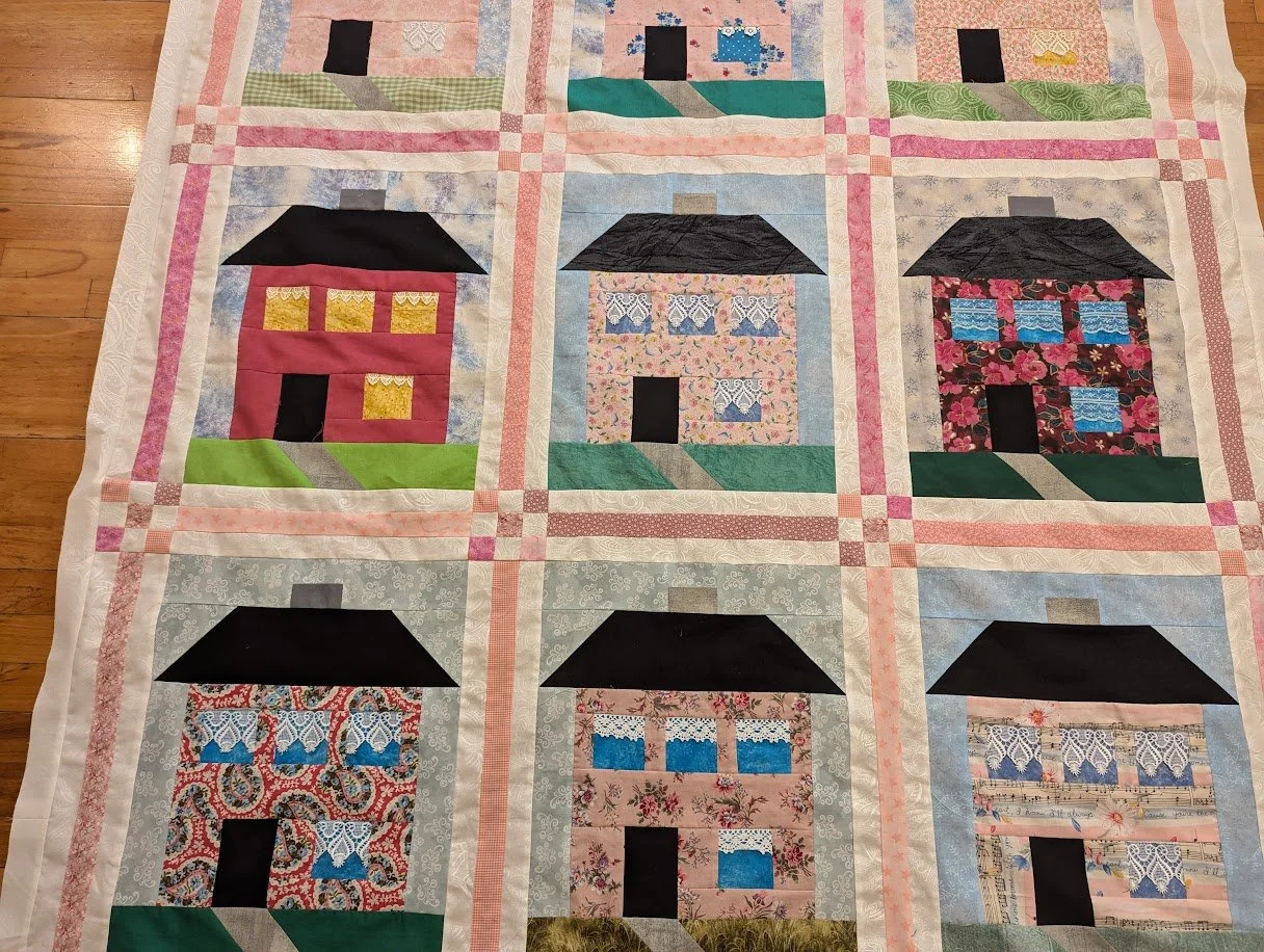 "Sweet Houses" top finished